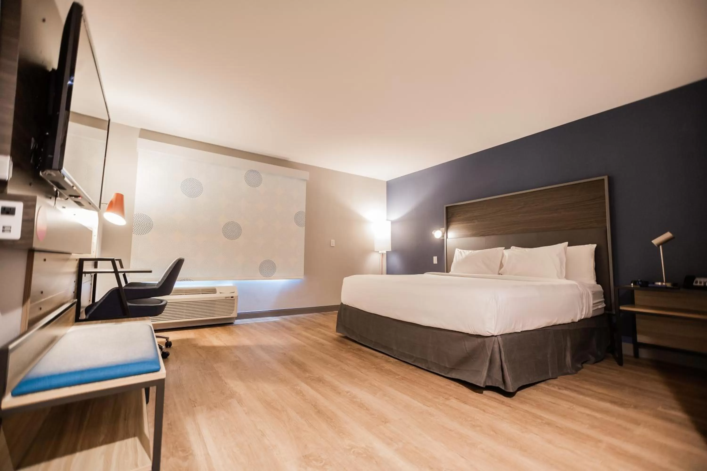 Bedroom, Bed in Tru By Hilton Yarmouth, Ns