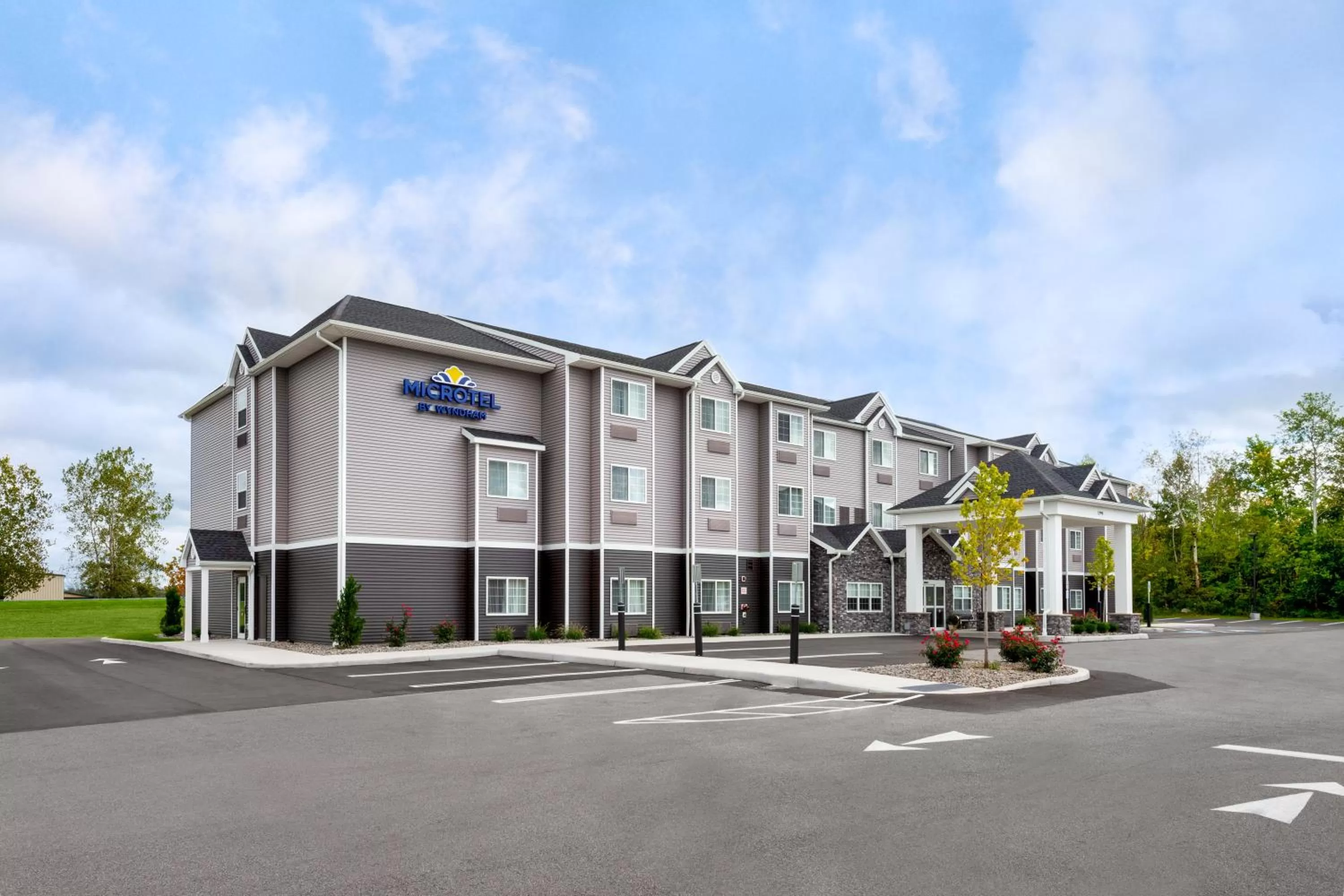 Property building in Microtel Inn & Suites by Wyndham Farmington