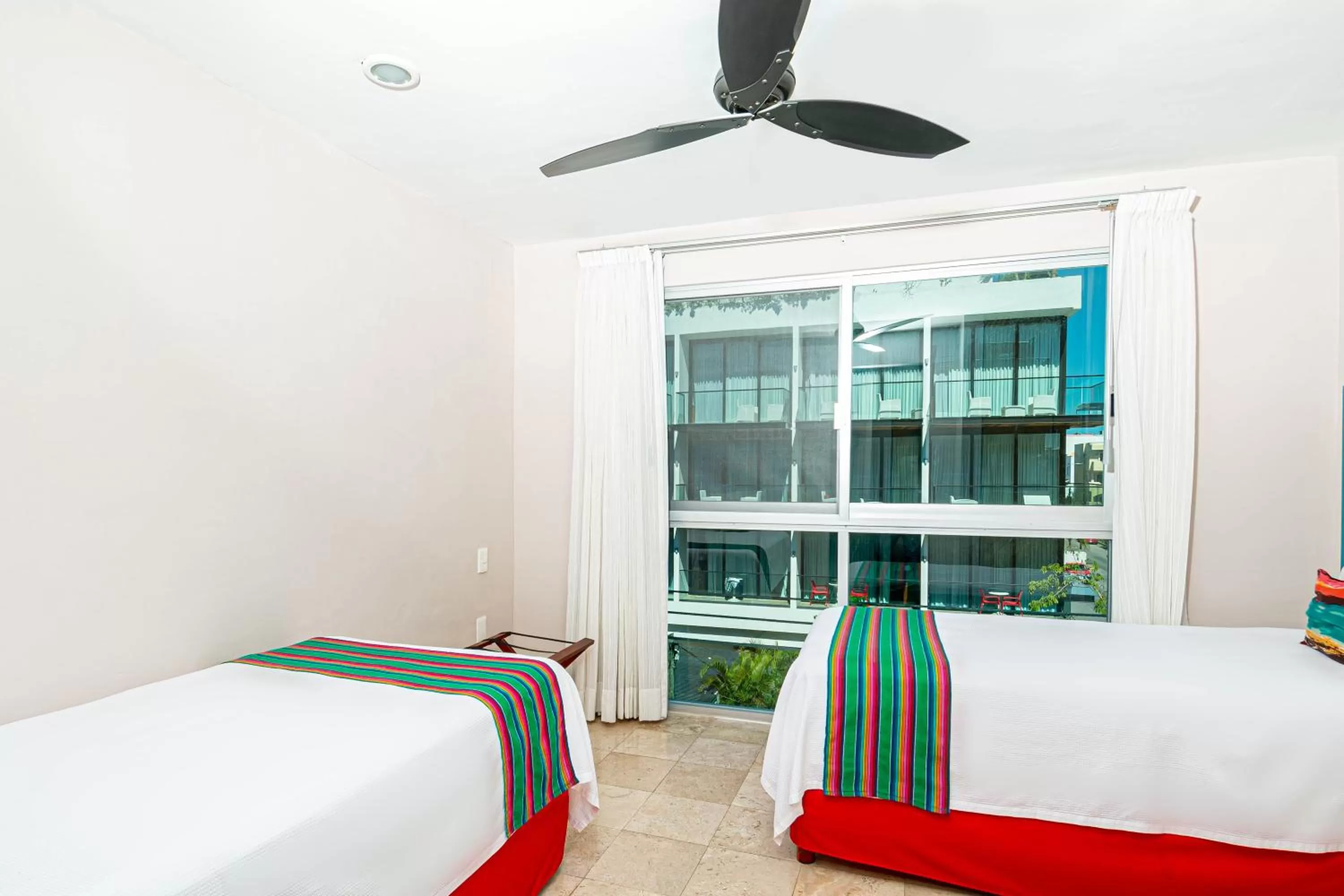 Bedroom, Bed in Hotel Boutique Rato 10