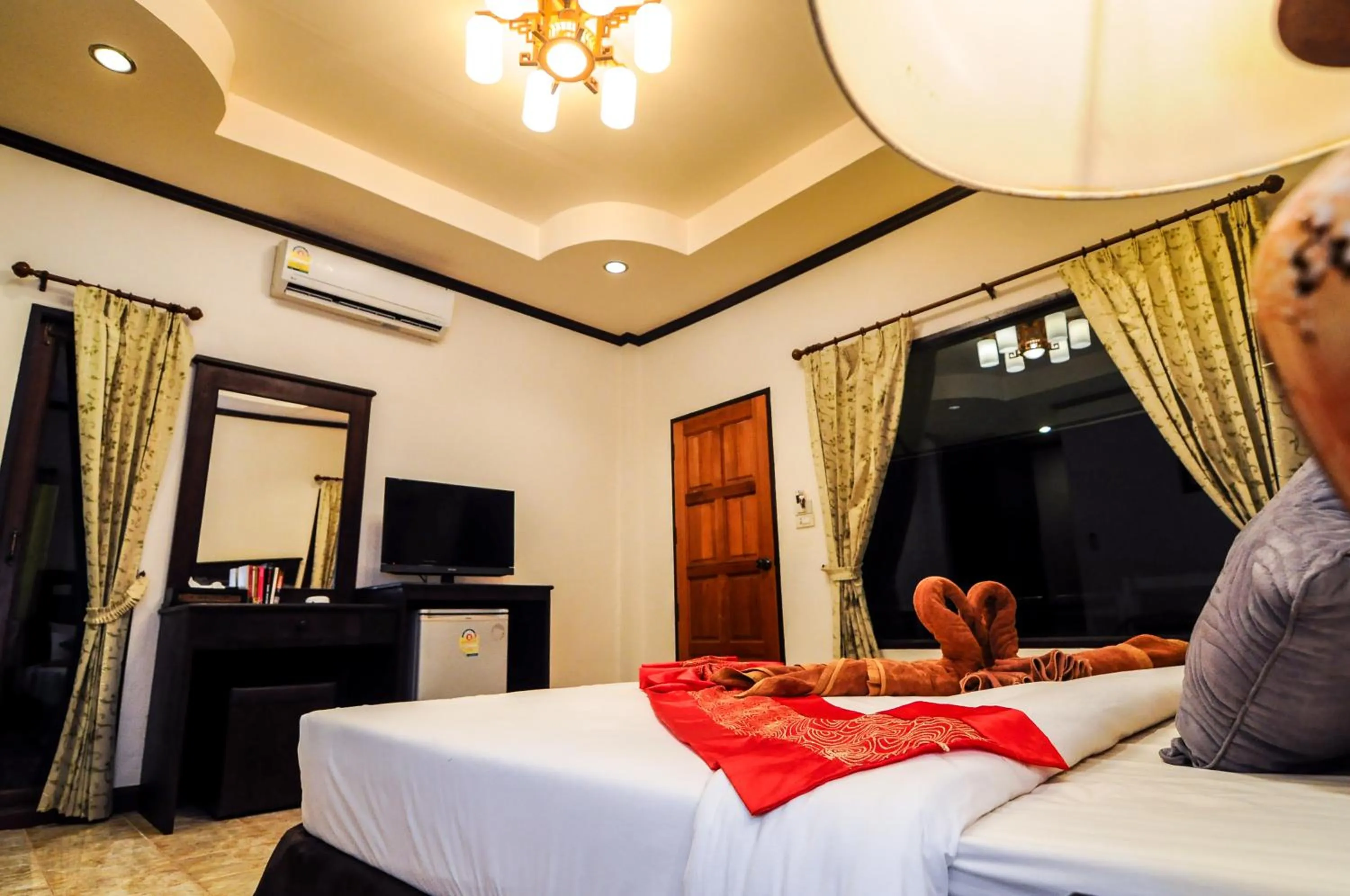 Bedroom, Bed in N.T. Lanta Resort