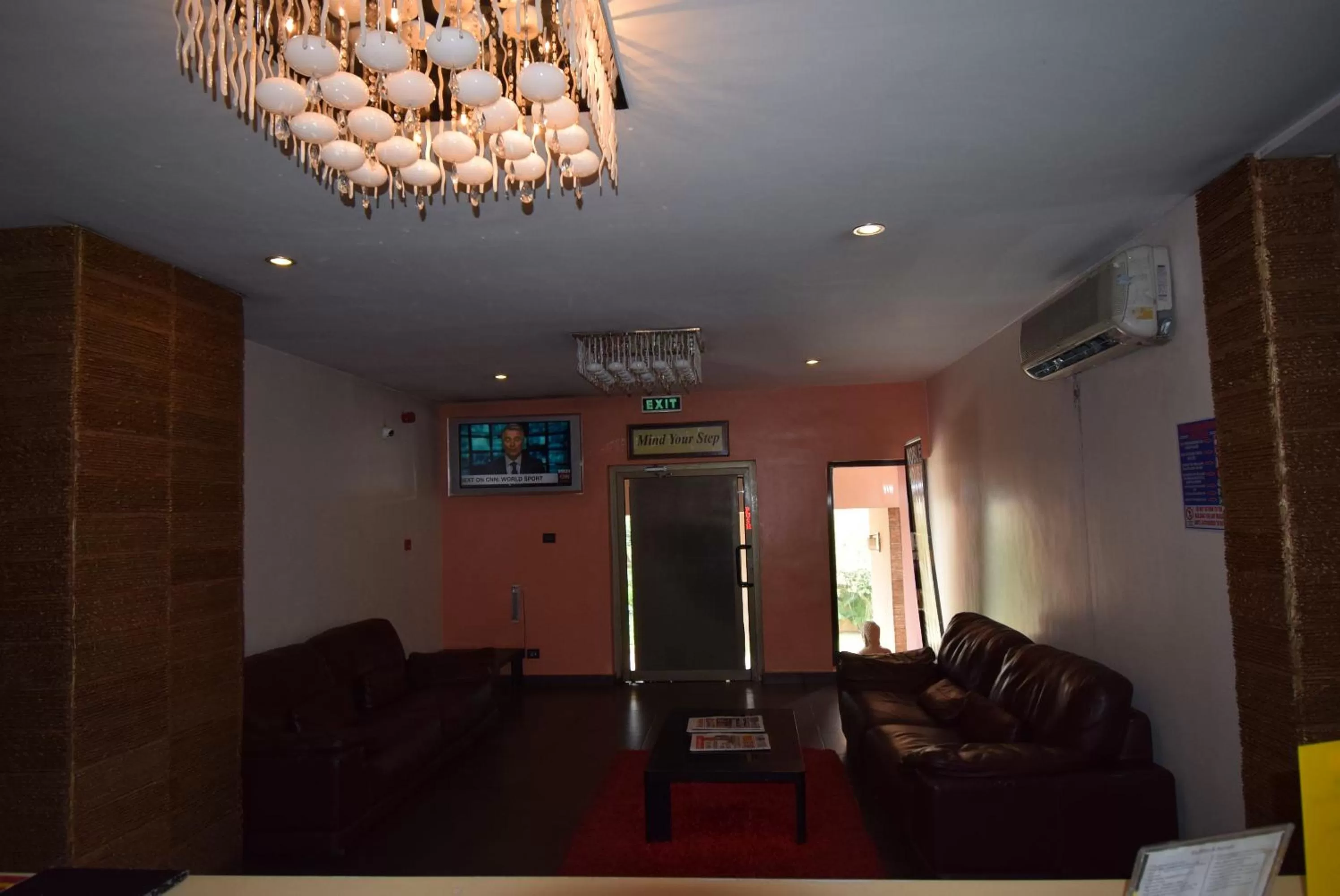 Lobby or reception, Seating Area in Noble House Hotel