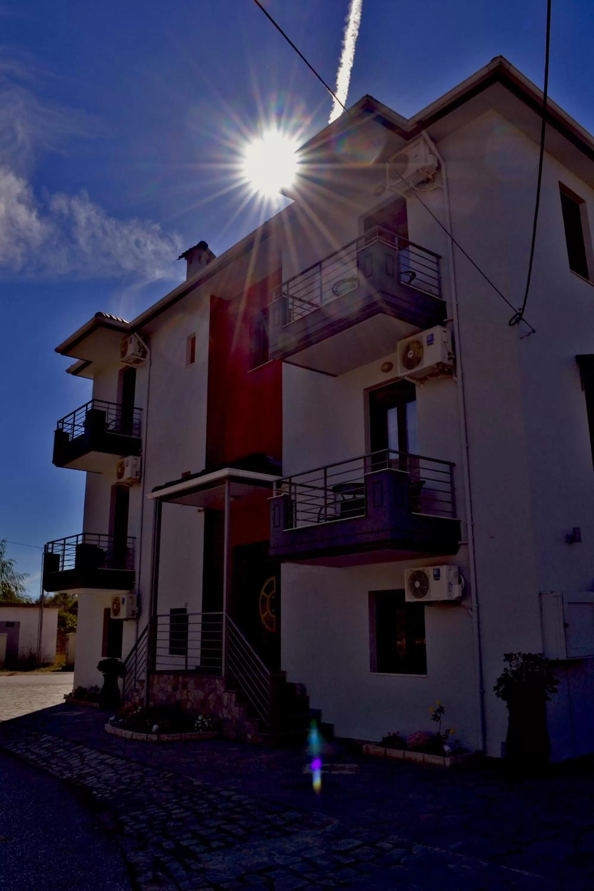 Facade/entrance in Anesis