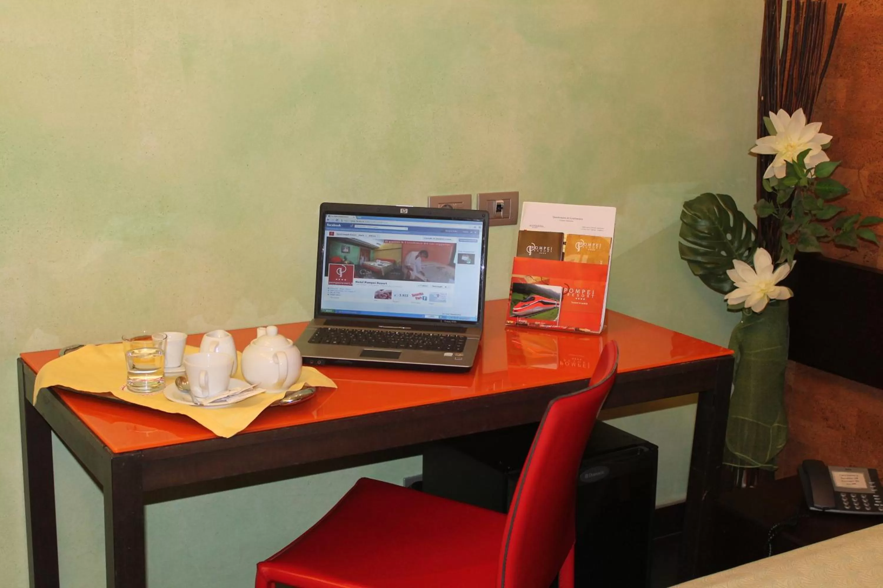 TV and multimedia in Abalon Pompei Resort