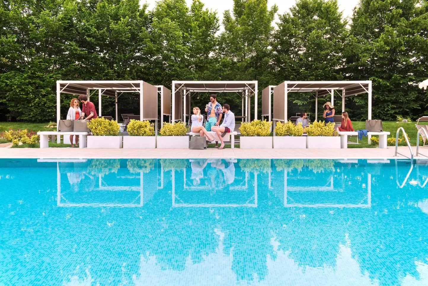 Swimming pool in GHV Hotel