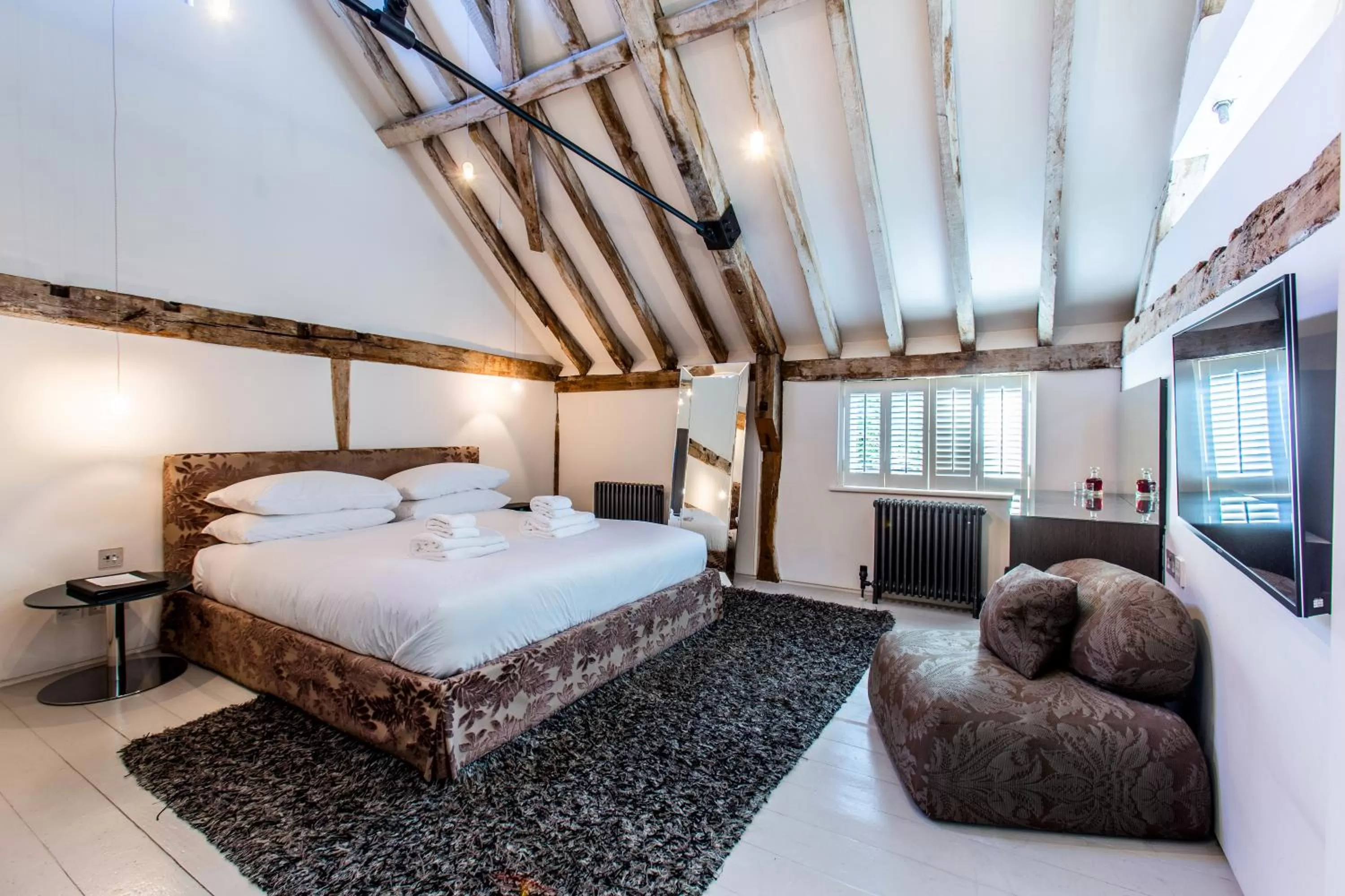 Bed in Tuddenham Mill Luxury Hotel