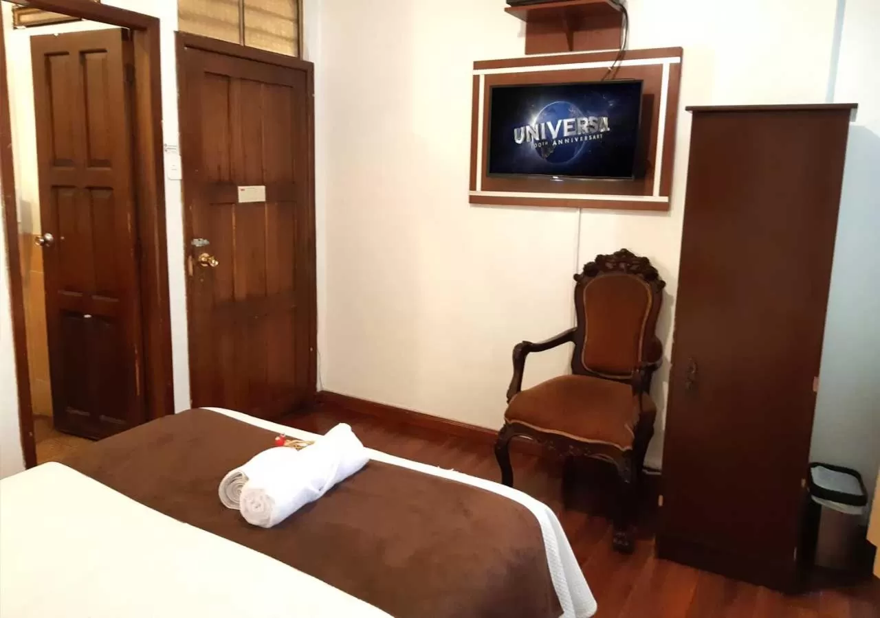 Property building in La Merced Plaza Hostal