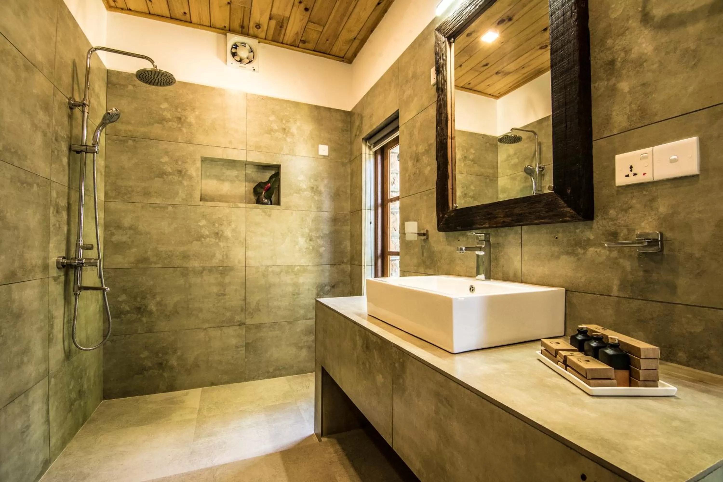 Bathroom in Ella Planters Bungalow