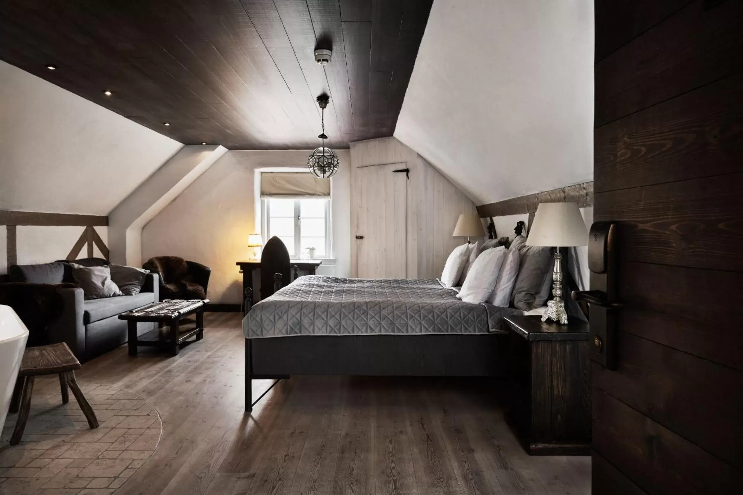 Deluxe Suite in Hotel Helgeand Wisby Deluxe Suite in Hotel Helgeand Wisby