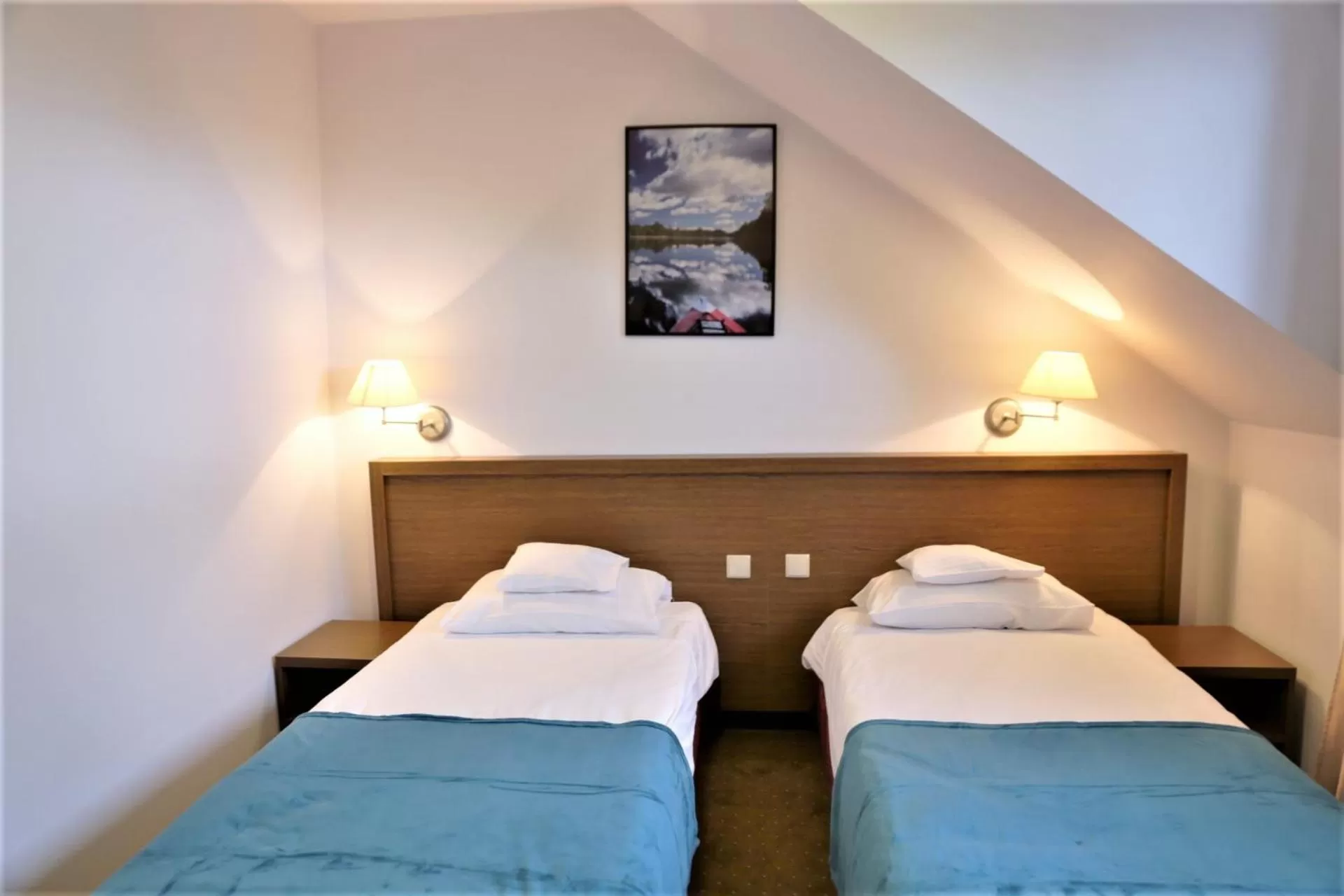 Bed in HOTEL CICHA WODA NIEPORĘT