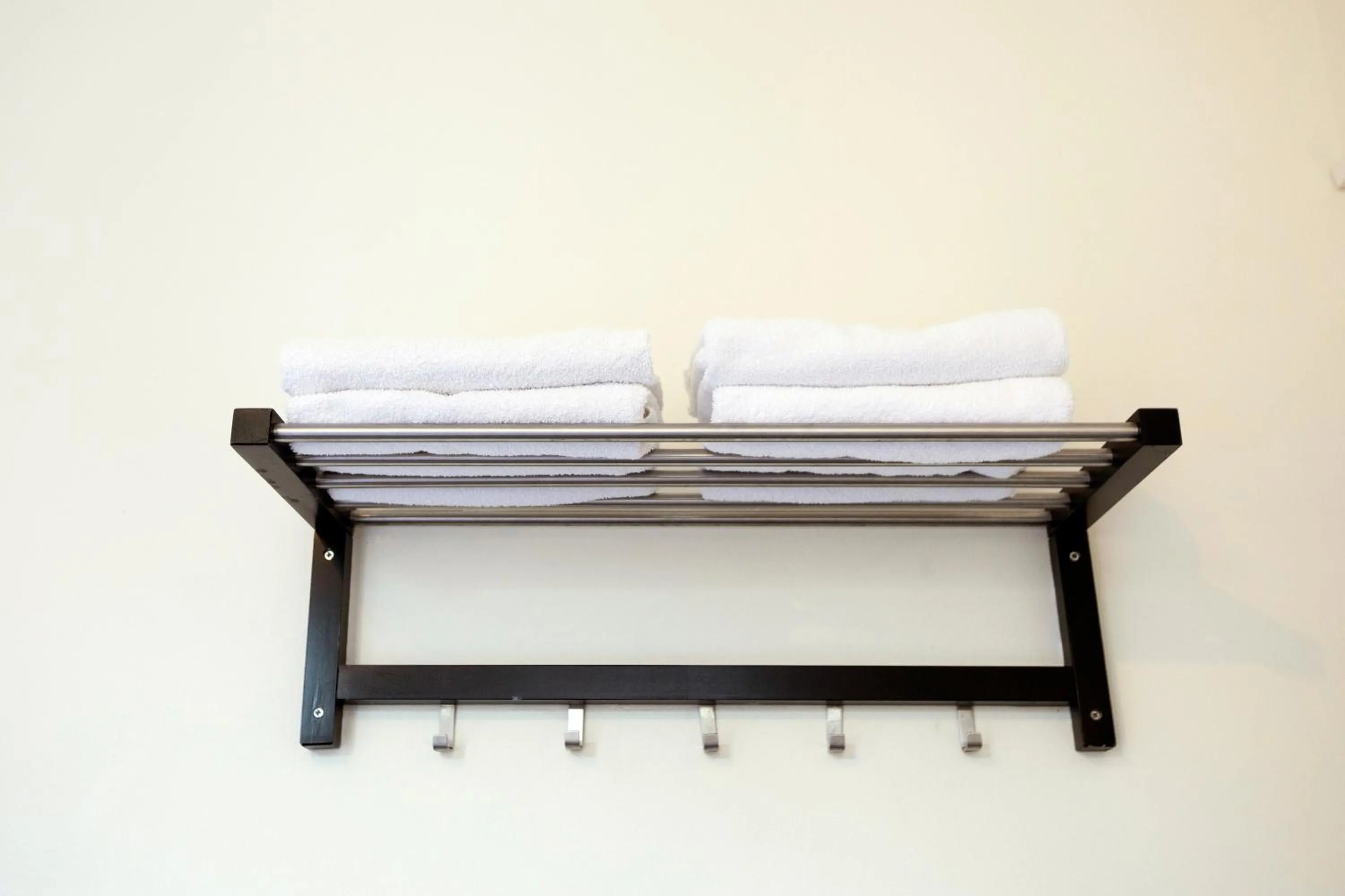 Area and facilities in Quentin Arrive Hotel