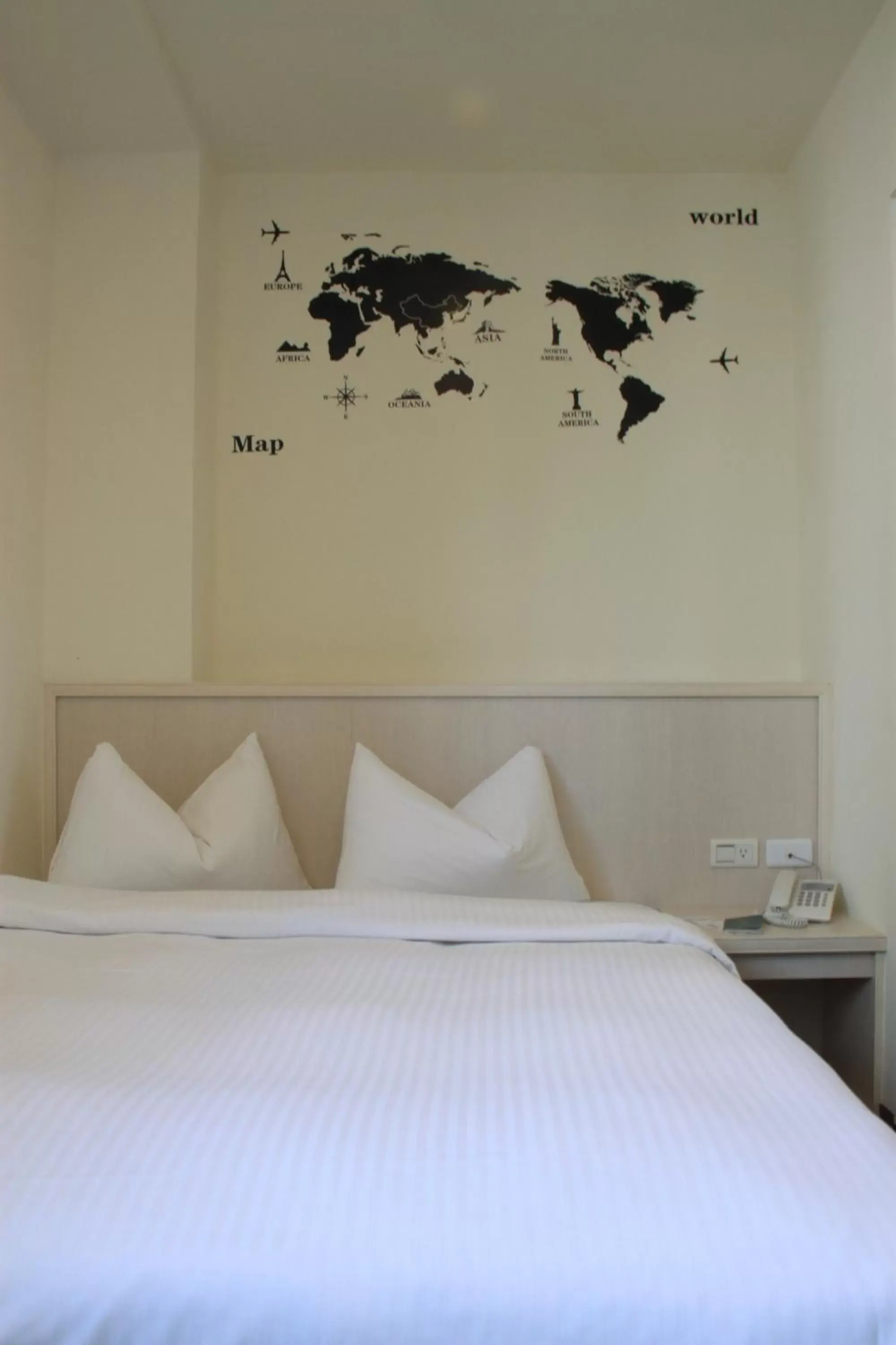 Simple Double Room in Century Hotel Simple Double Room in Century Hotel