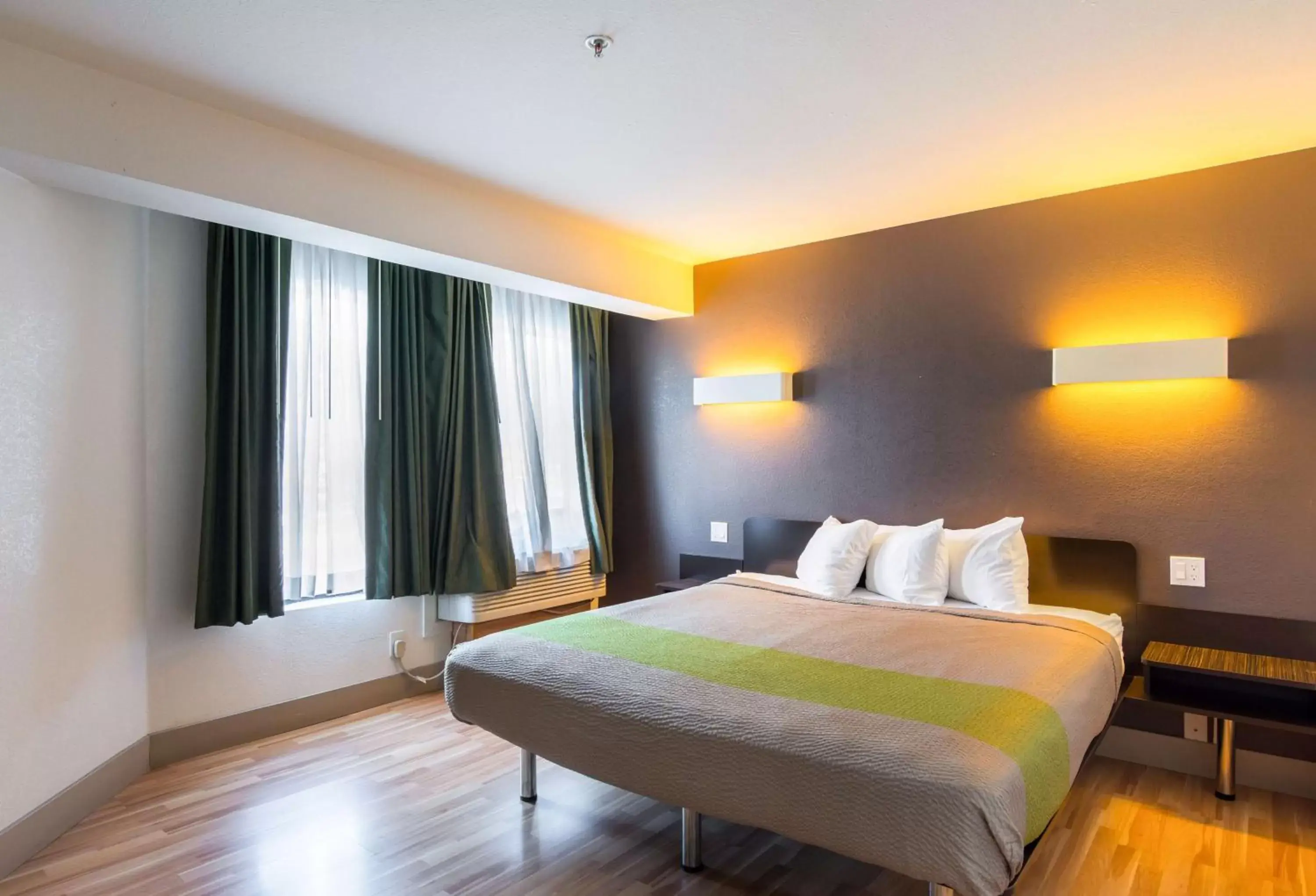 Queen Room - Disability Access - Roll in Shower in Studio 6-Concord, CA Queen Room - Disability Access - Roll in Shower in Studio 6-Concord, CA