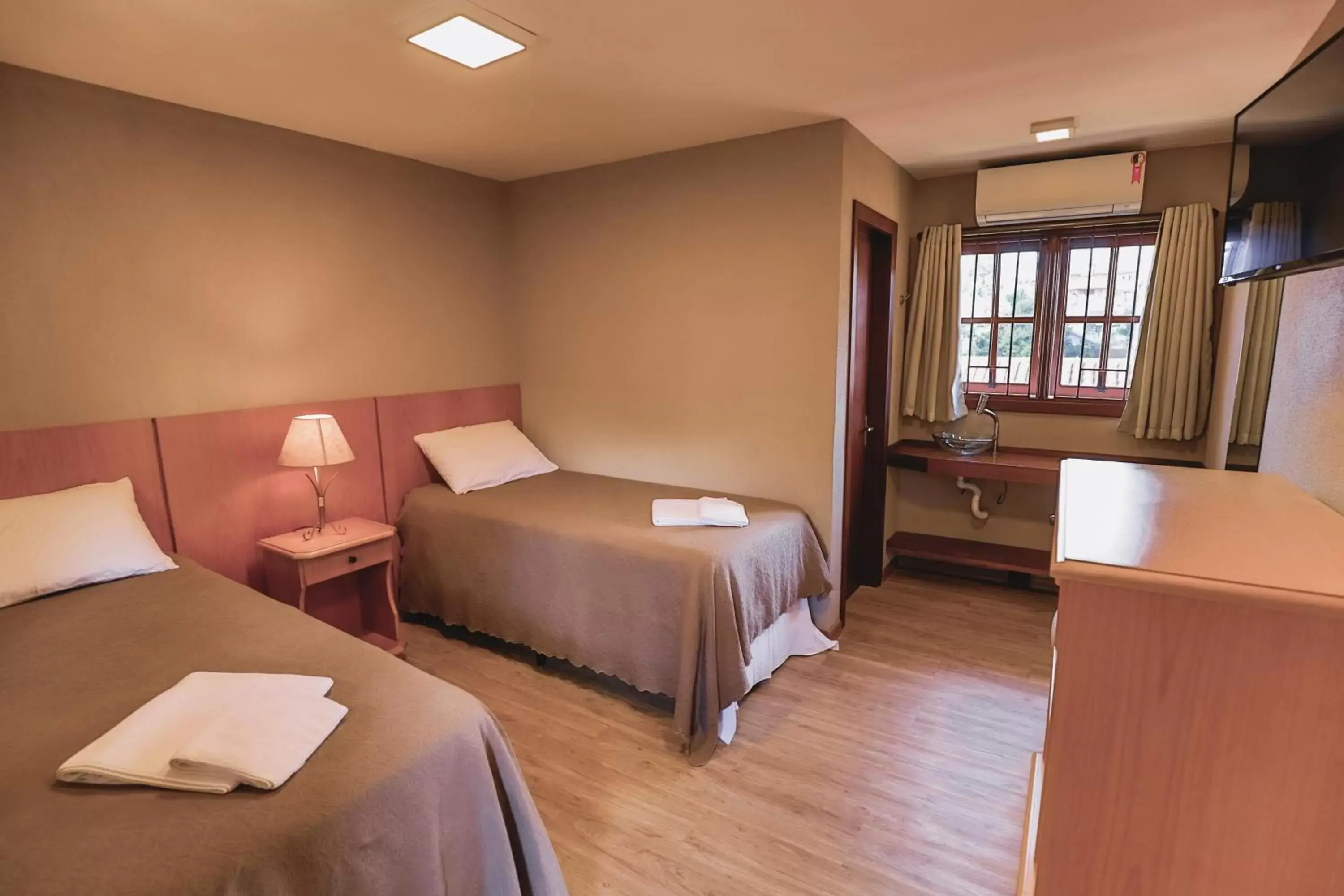 Economy Double Room Ground Floor in Cammino Della Serra Economy Double Room Ground Floor in Cammino Della Serra