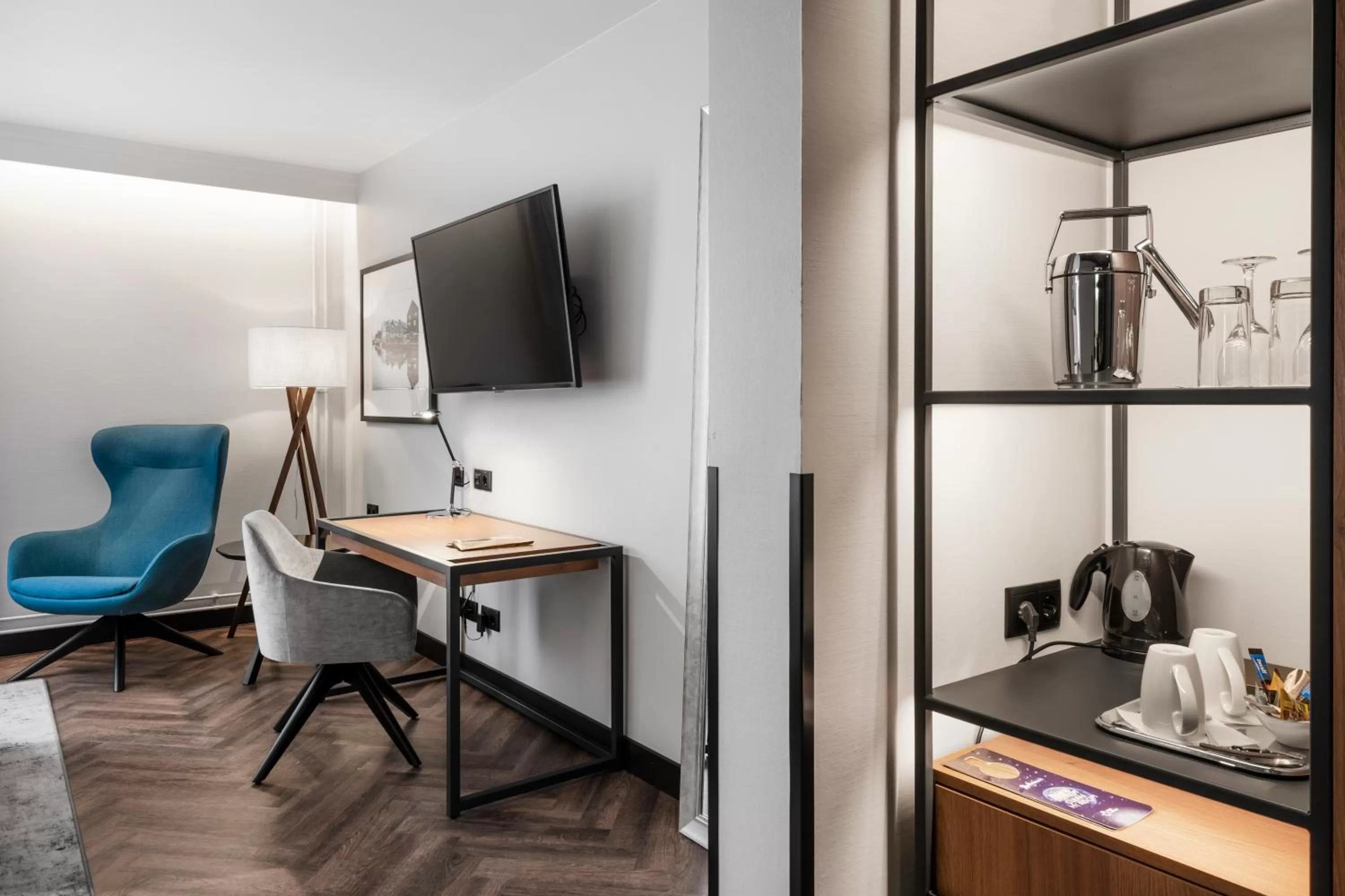 Seating area in MERCURE KLAIPEDA CITY HOTEL, Meetings, Events, Restaurant & Bar - Accor Group, Pet Stay FREE