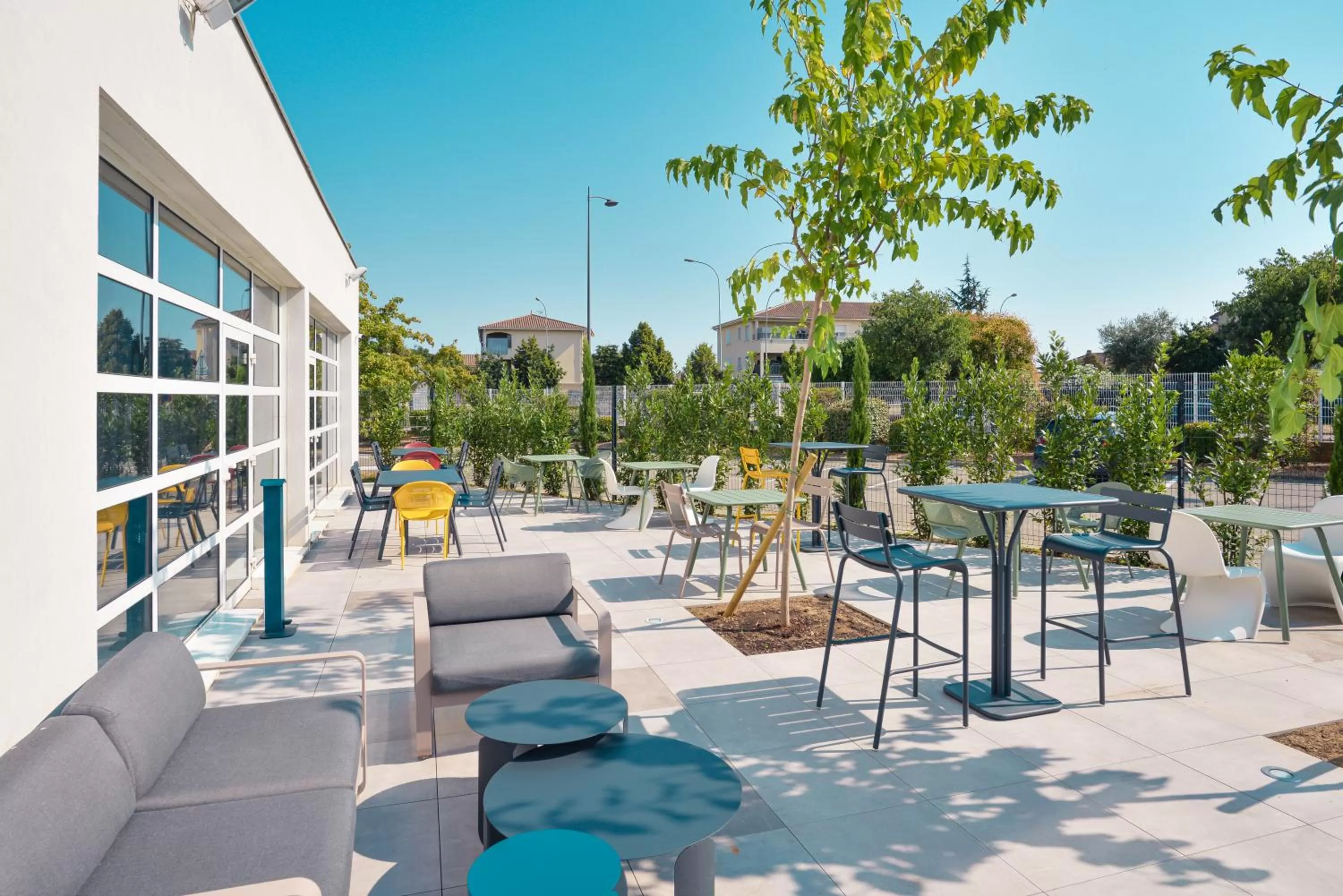 Patio in ibis Styles Lyon Meyzieu Arena Stadium