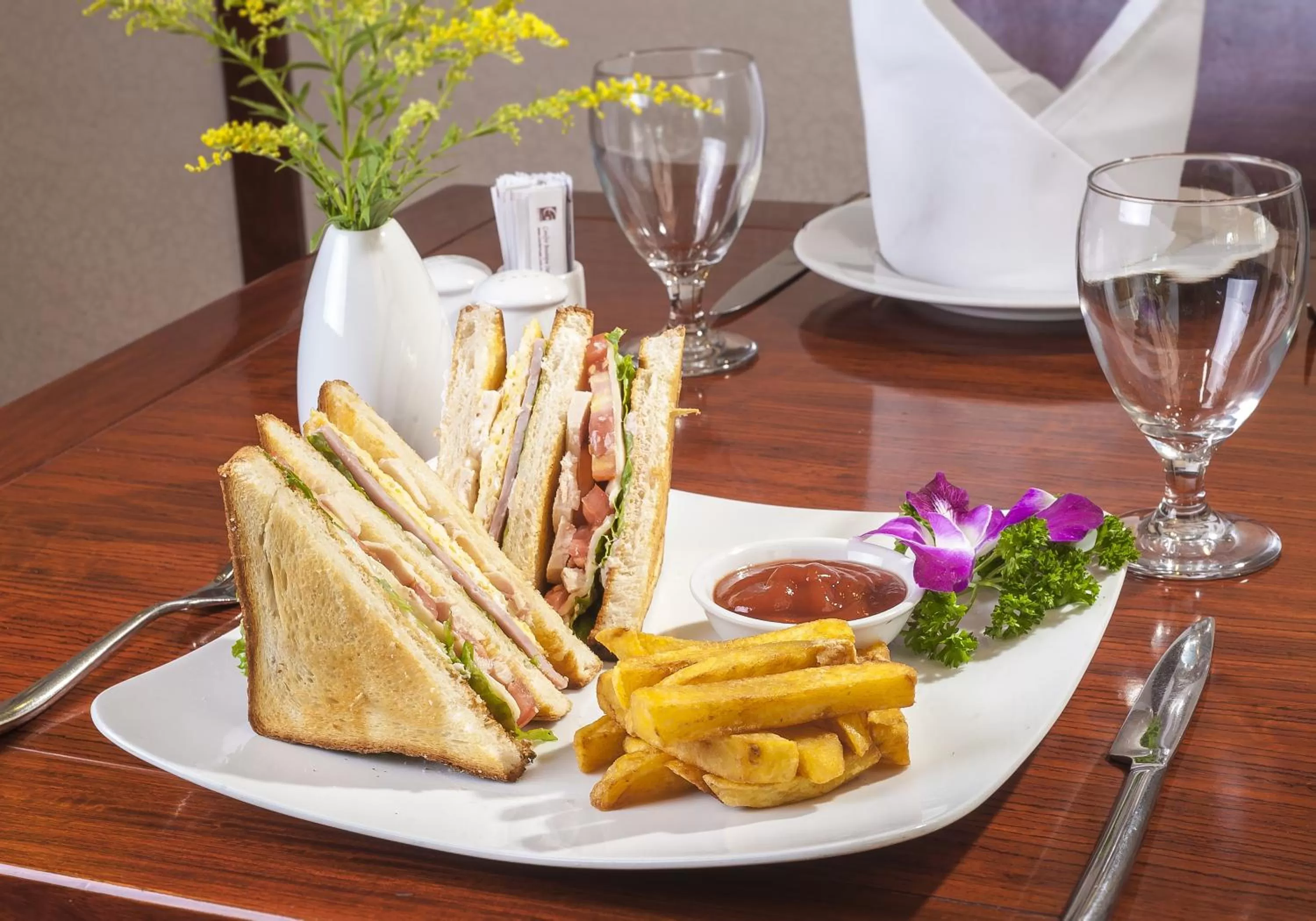 Food in Conifer Boutique Hotel