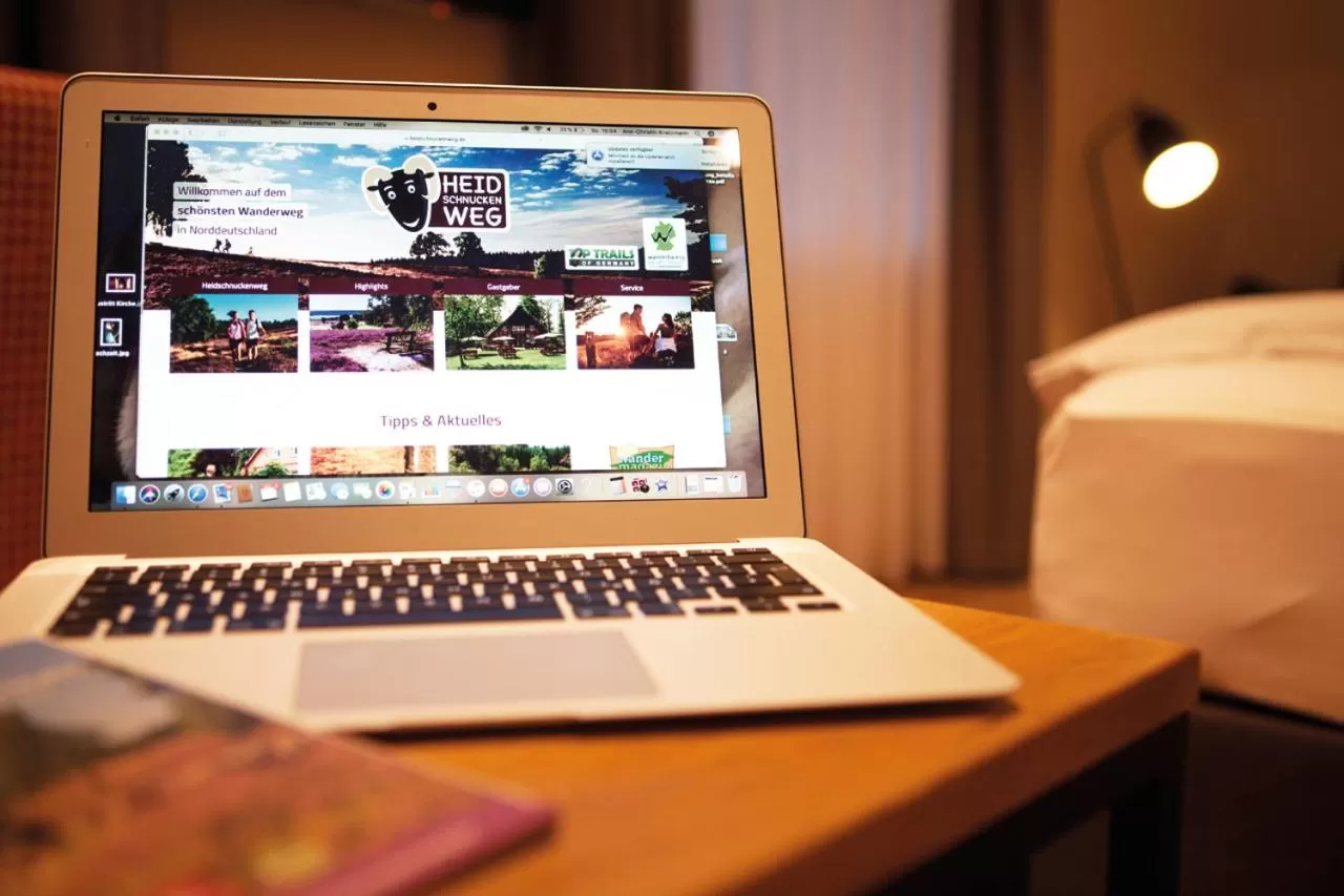 Hiking, TV/Entertainment Center in Hotel & Landgasthof Hoheluft