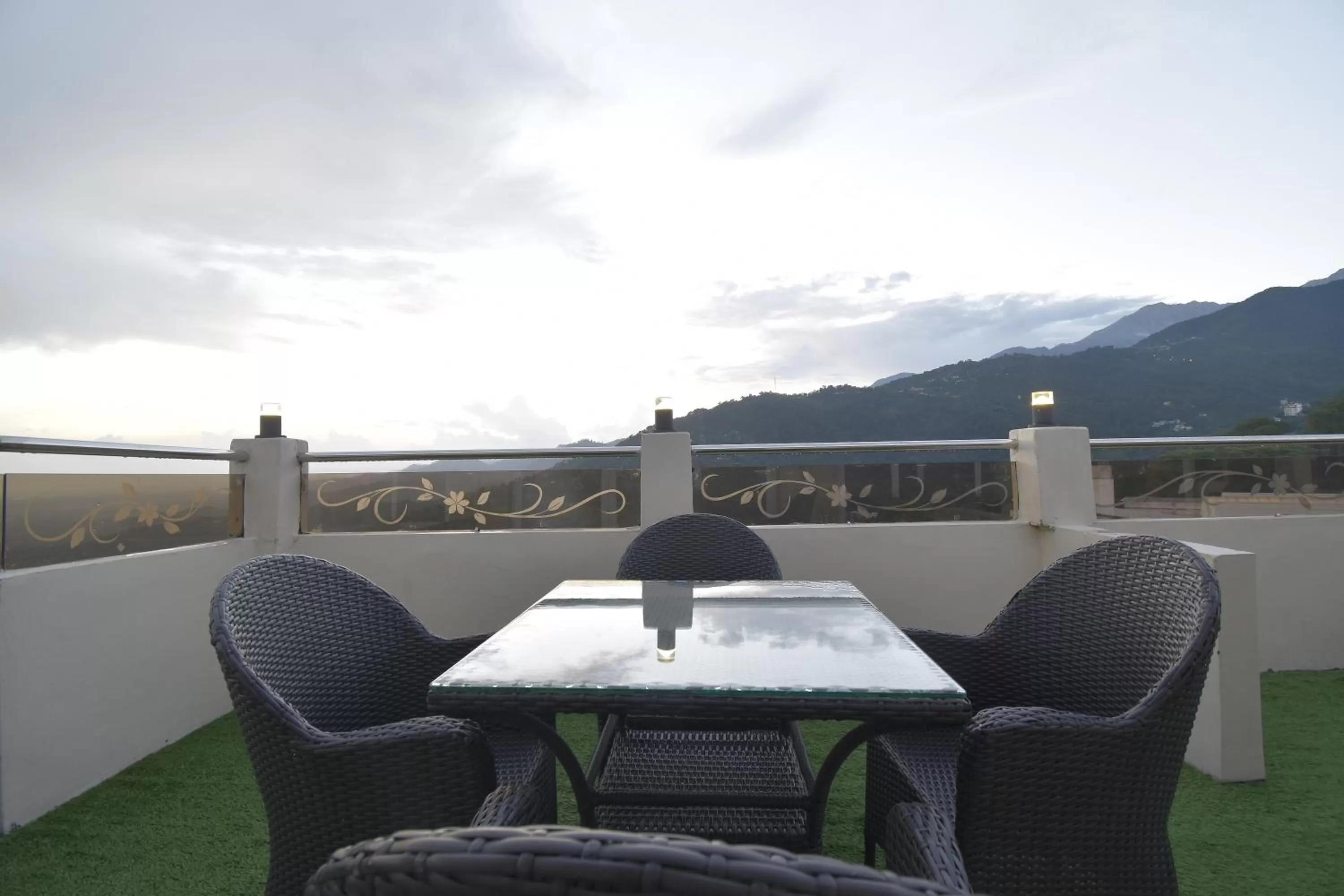 Patio in The Royal Castle AC Centralized