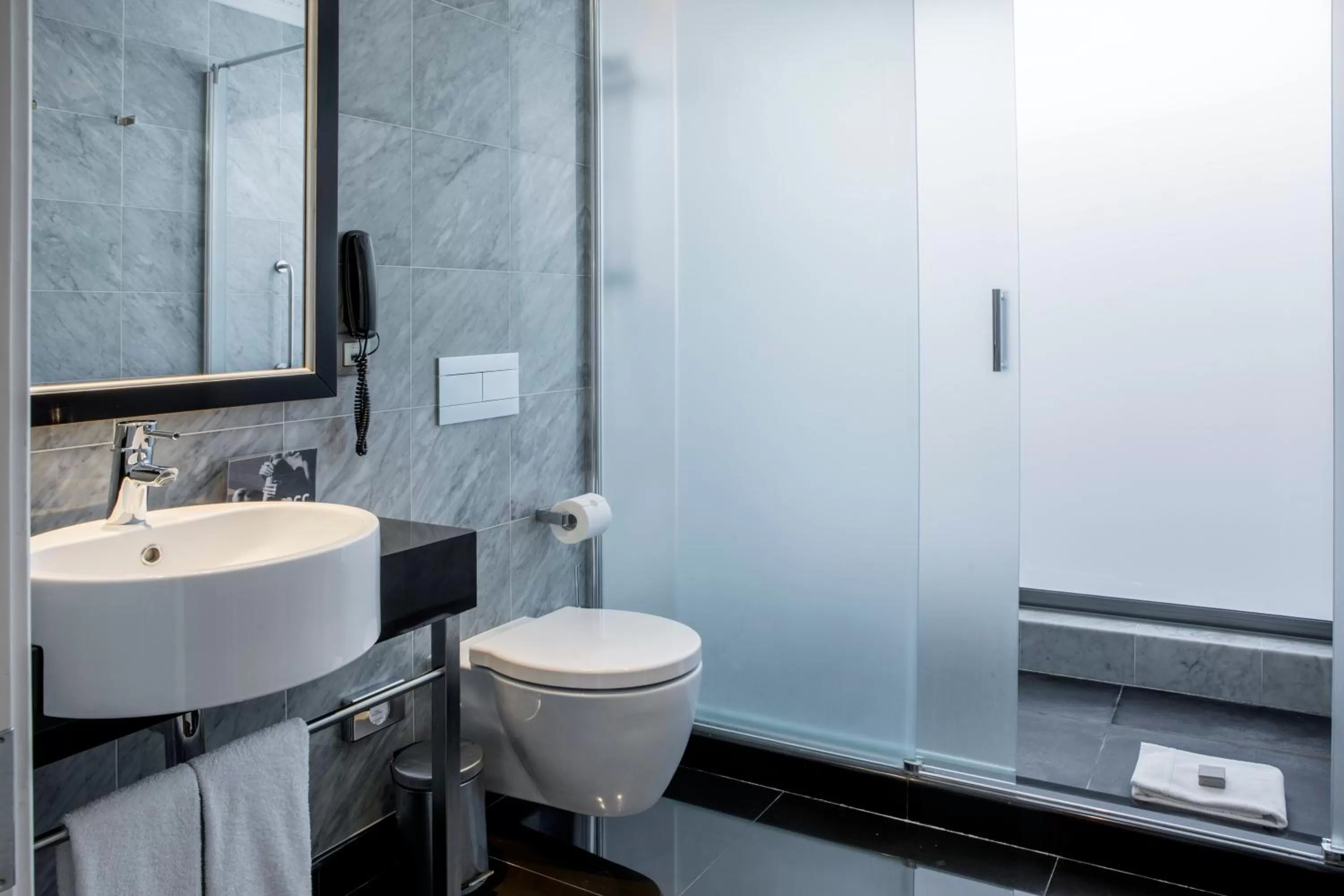 Bathroom in InterContinental Porto - Palacio das Cardosas by IHG