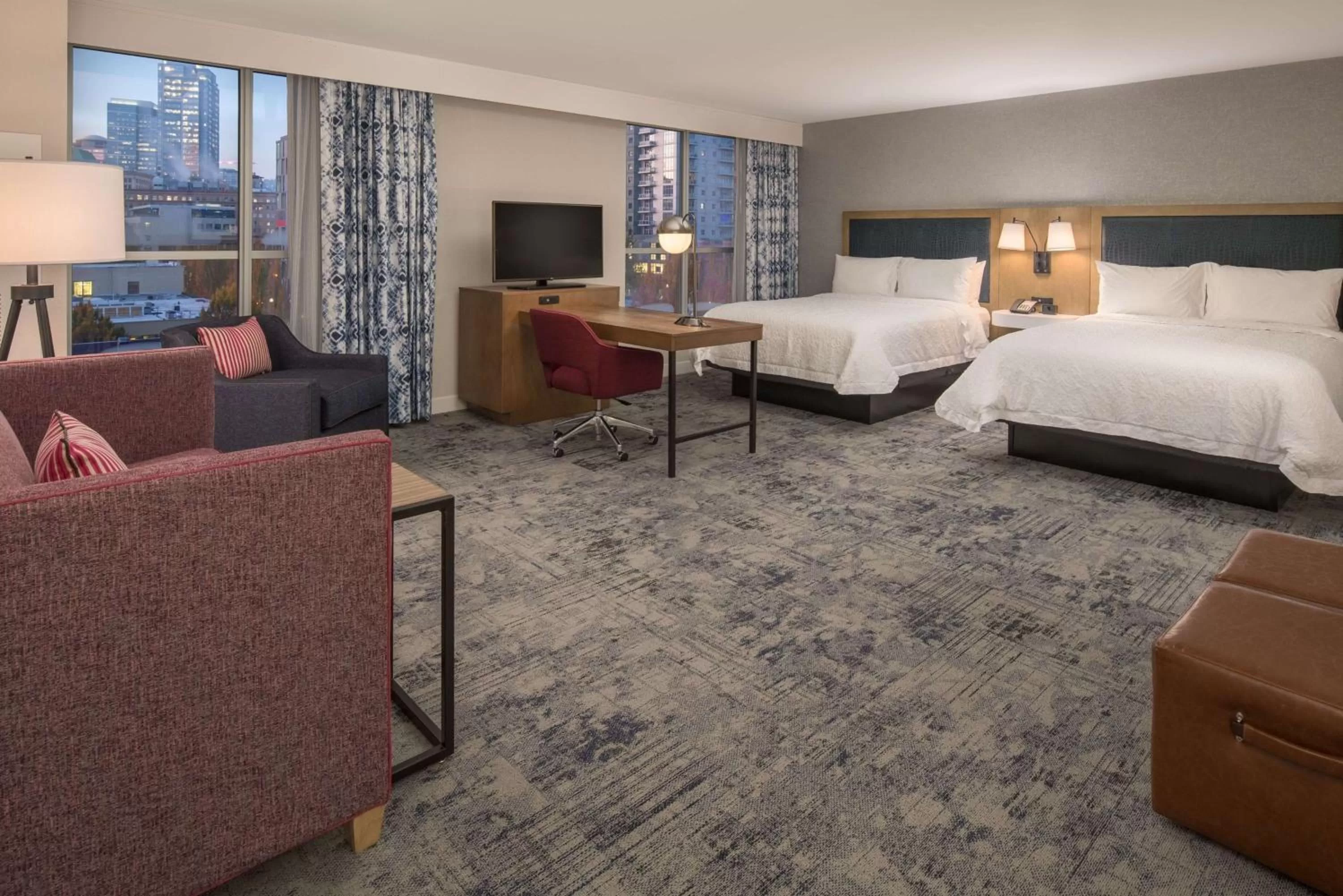 Bedroom, Bed in Hampton Inn And Suites By Hilton Portland-Pearl District