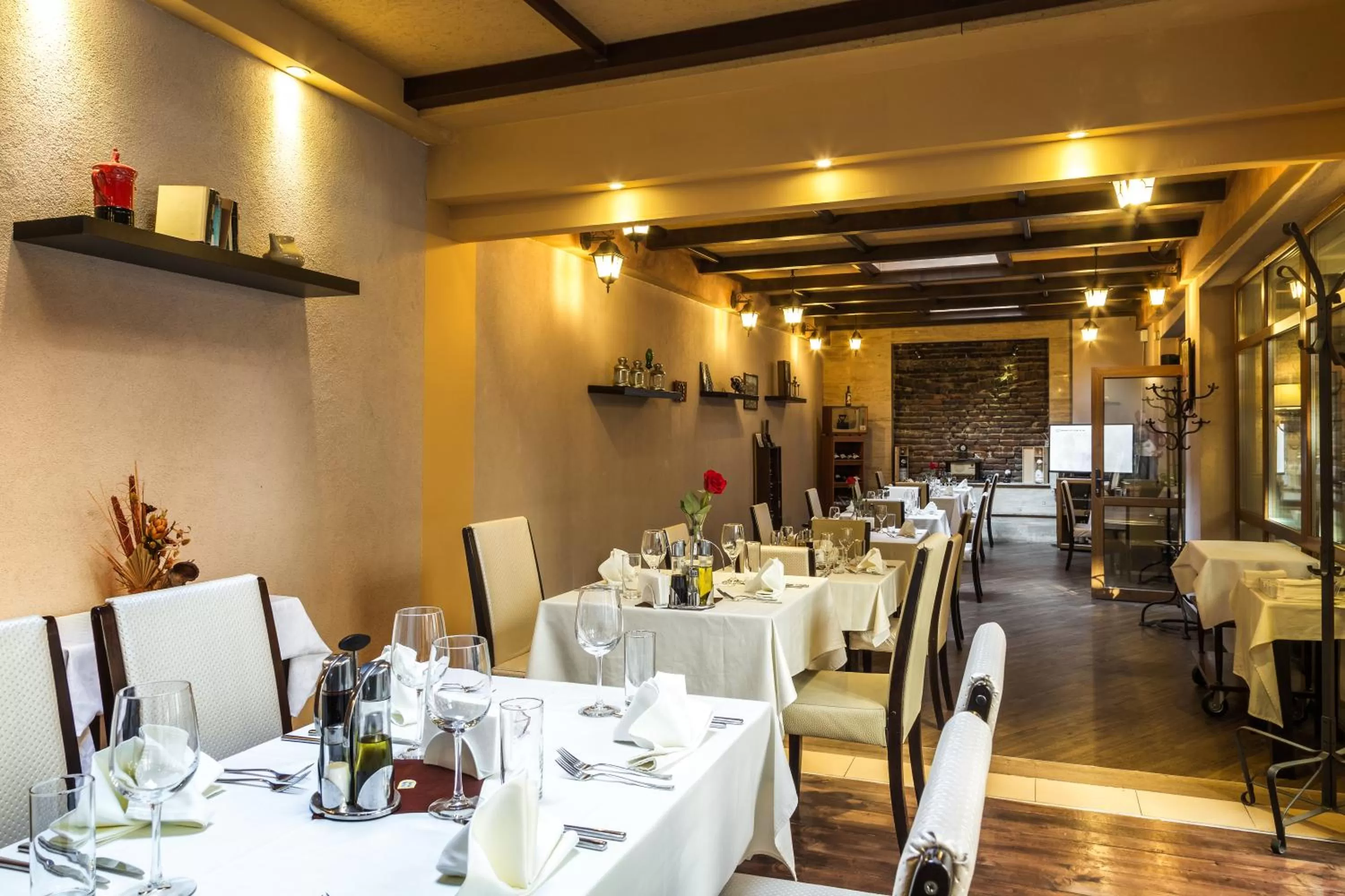 Restaurant/places to eat in Best Western Plus Bristol Hotel