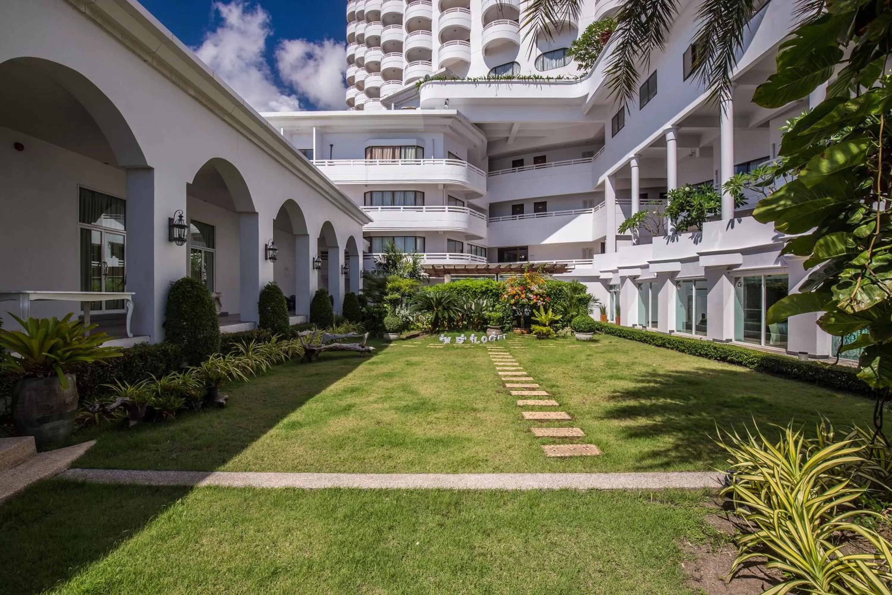 Property building in D Varee Jomtien Beach, Pattaya