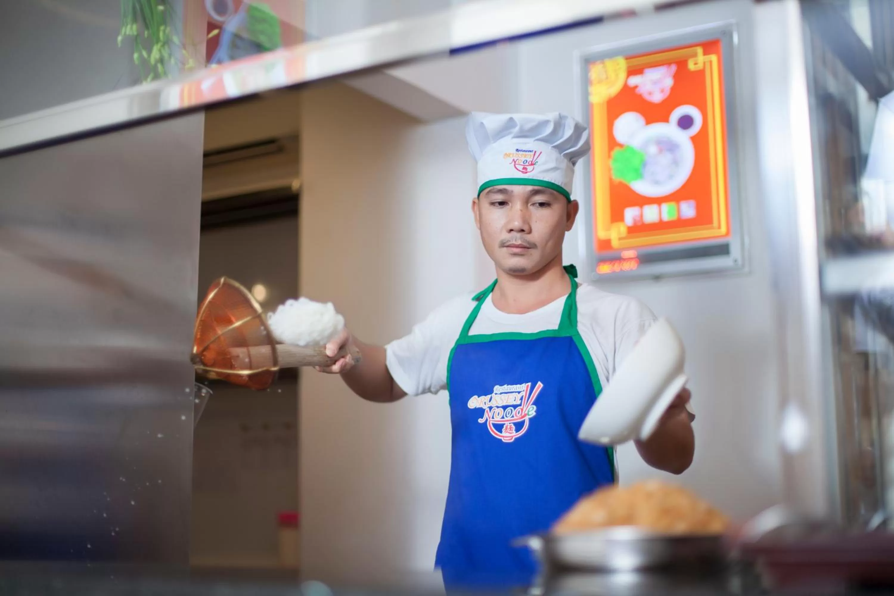 Food and drinks in Orussey One Hotel & Apartment