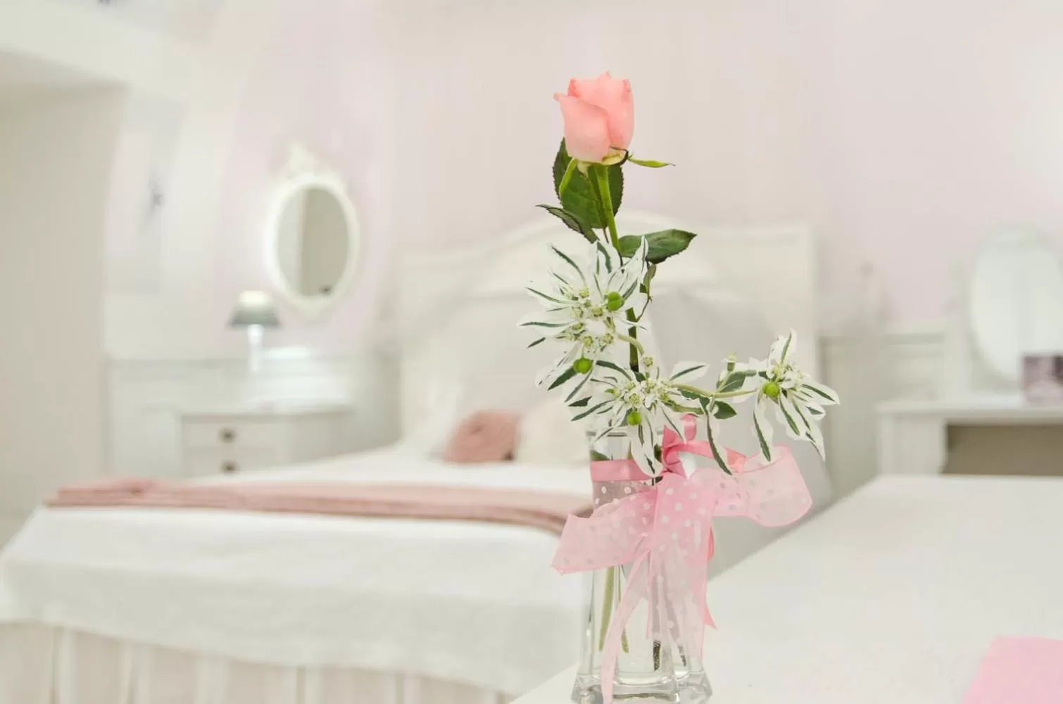 Decorative detail in Domus Rosa