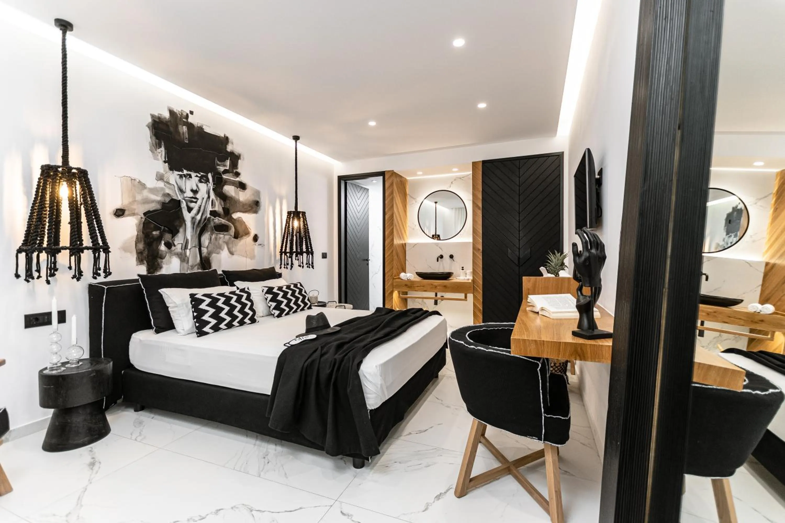 Shower, Bed in Hotel Palatia