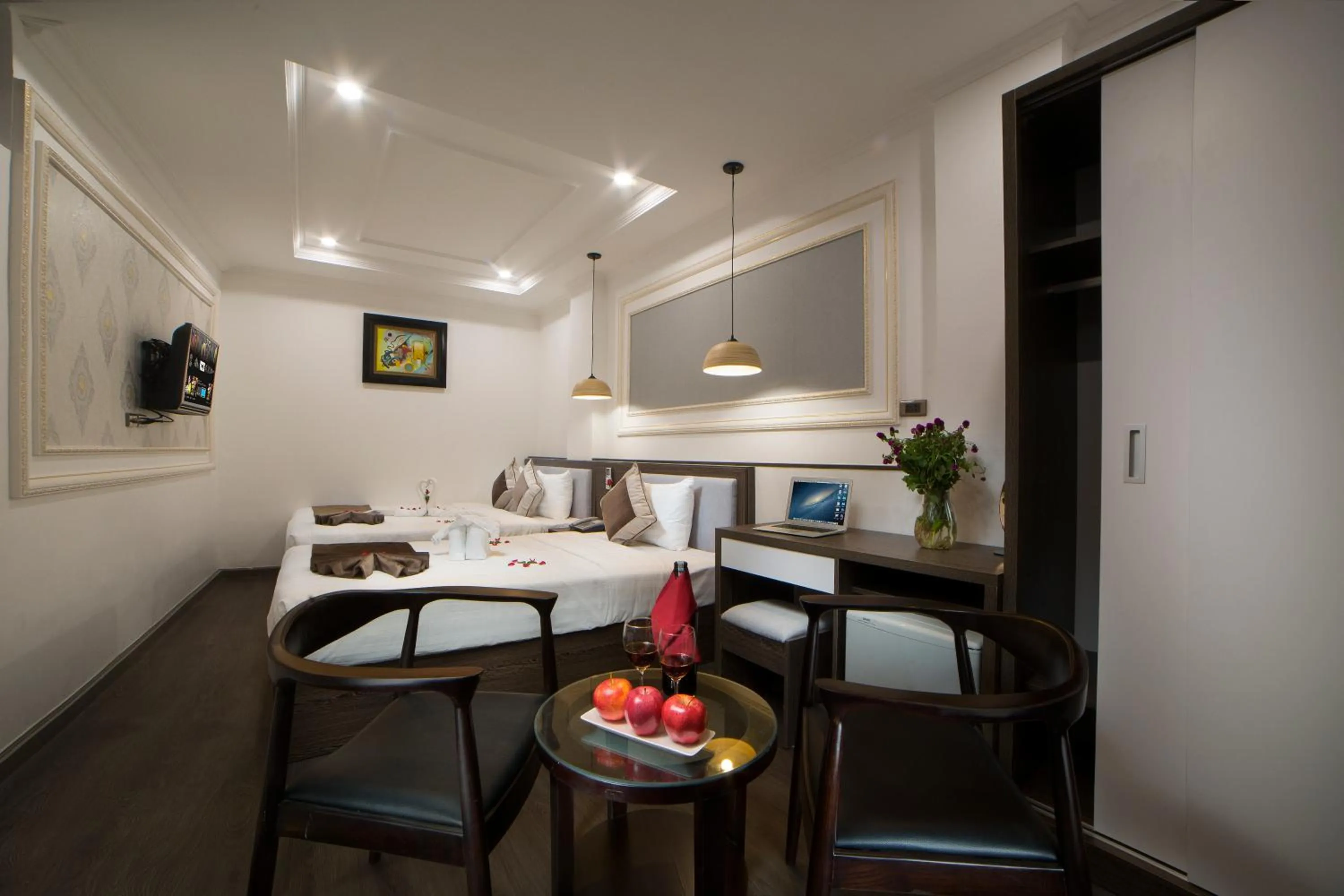 Property building in Galliot Central Hotel