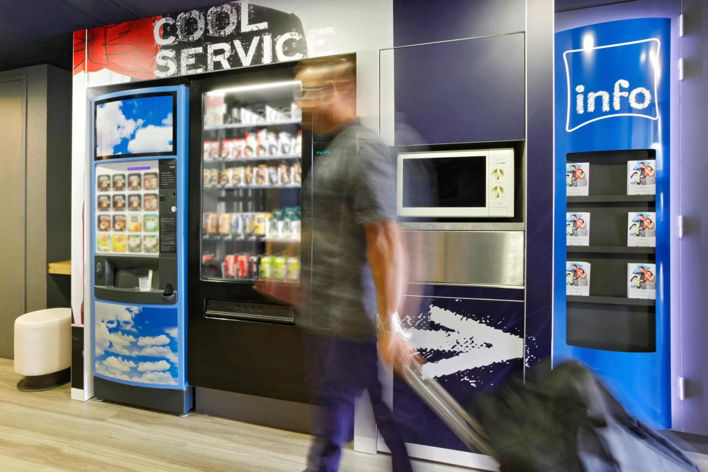 Lobby or reception in ibis budget Lyon Gerland