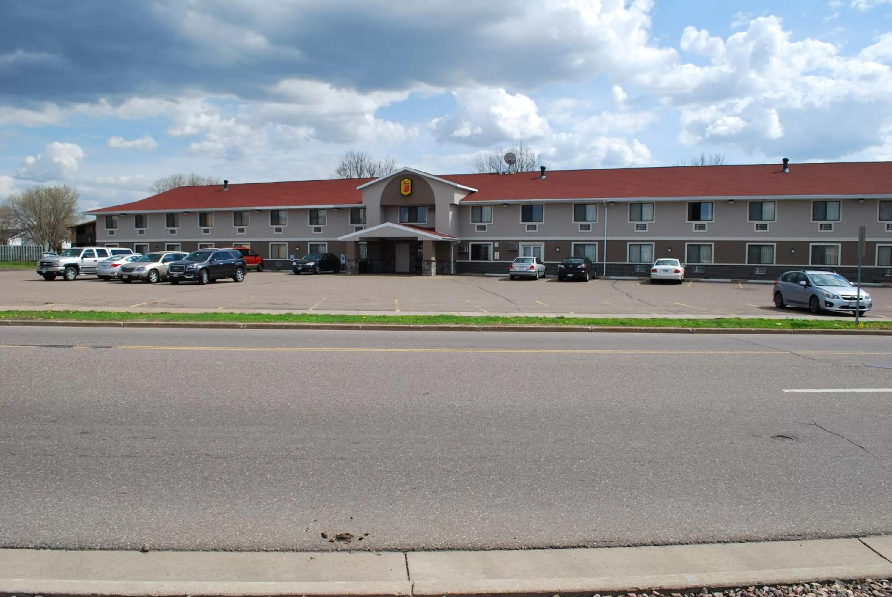 Property building in Super 8 by Wyndham Eau Claire WI