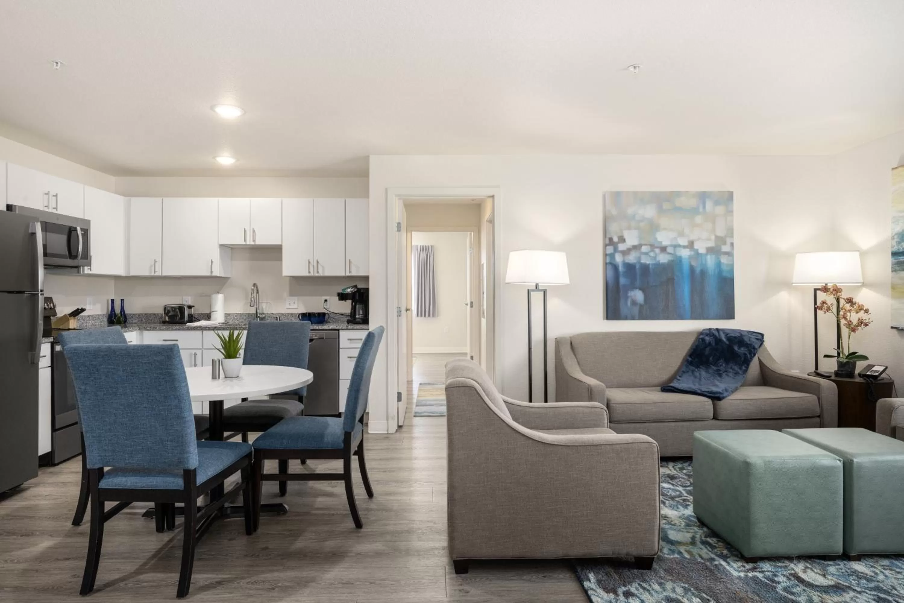 TV and multimedia in WaterWalk Extended Stay by Wyndham Minneapolis - Plymouth