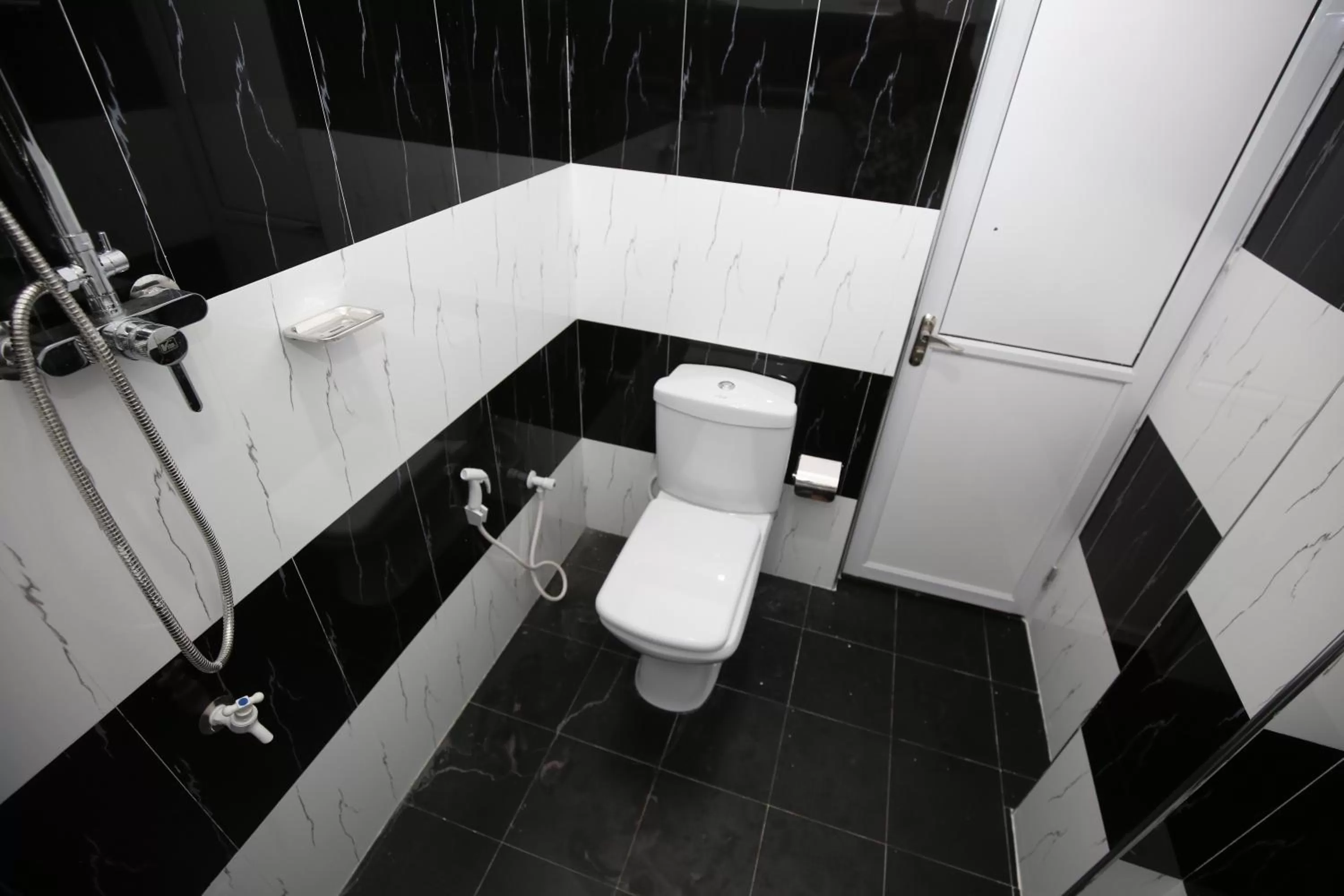 Bathroom in New Ocean Vibes