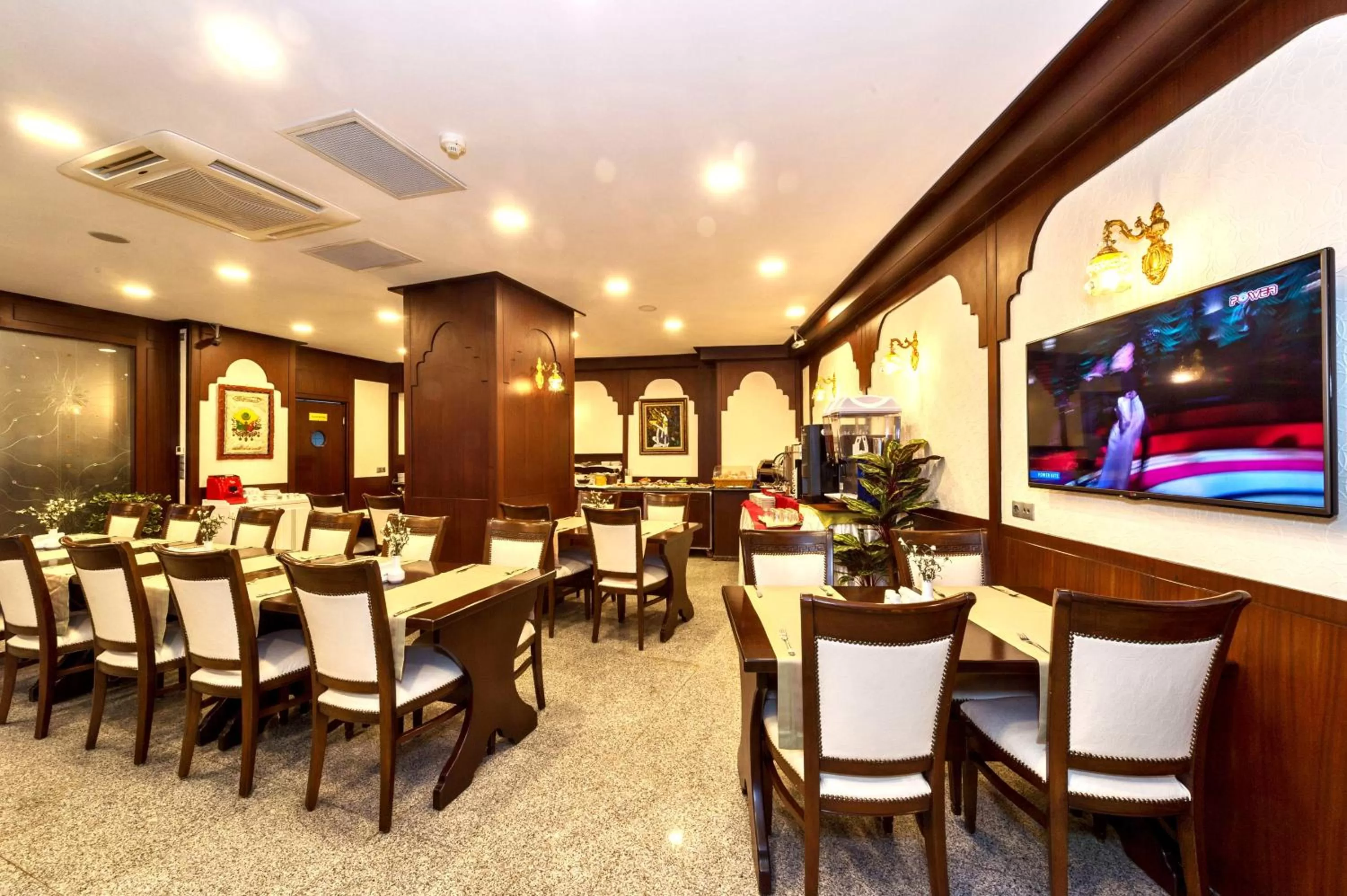 Restaurant/places to eat in Gülhanepark Hotel & Spa