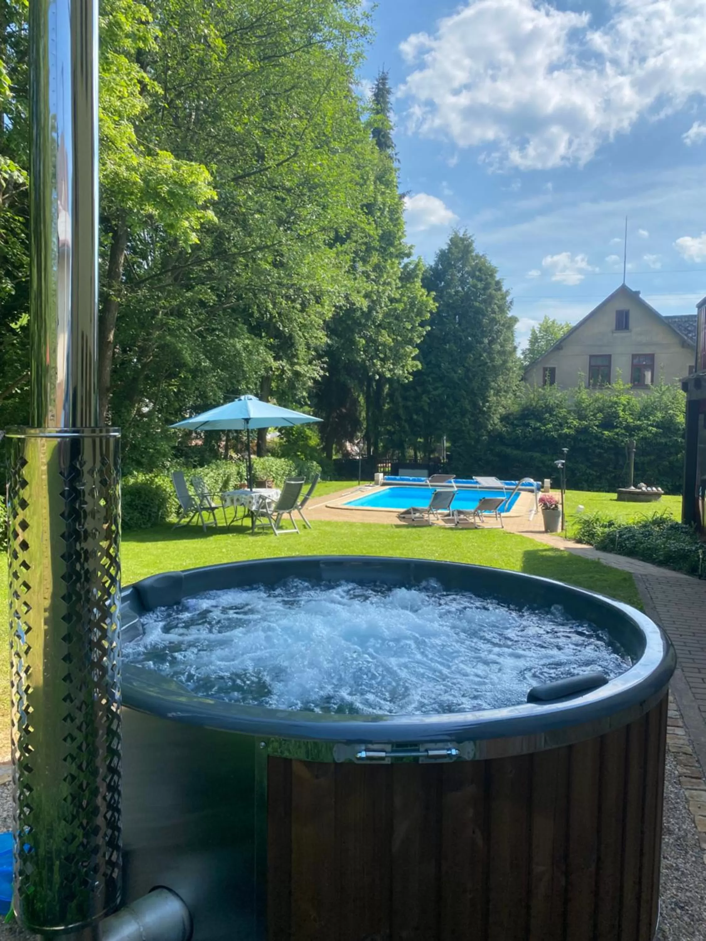 Hot Tub in Droom b&b Čermná