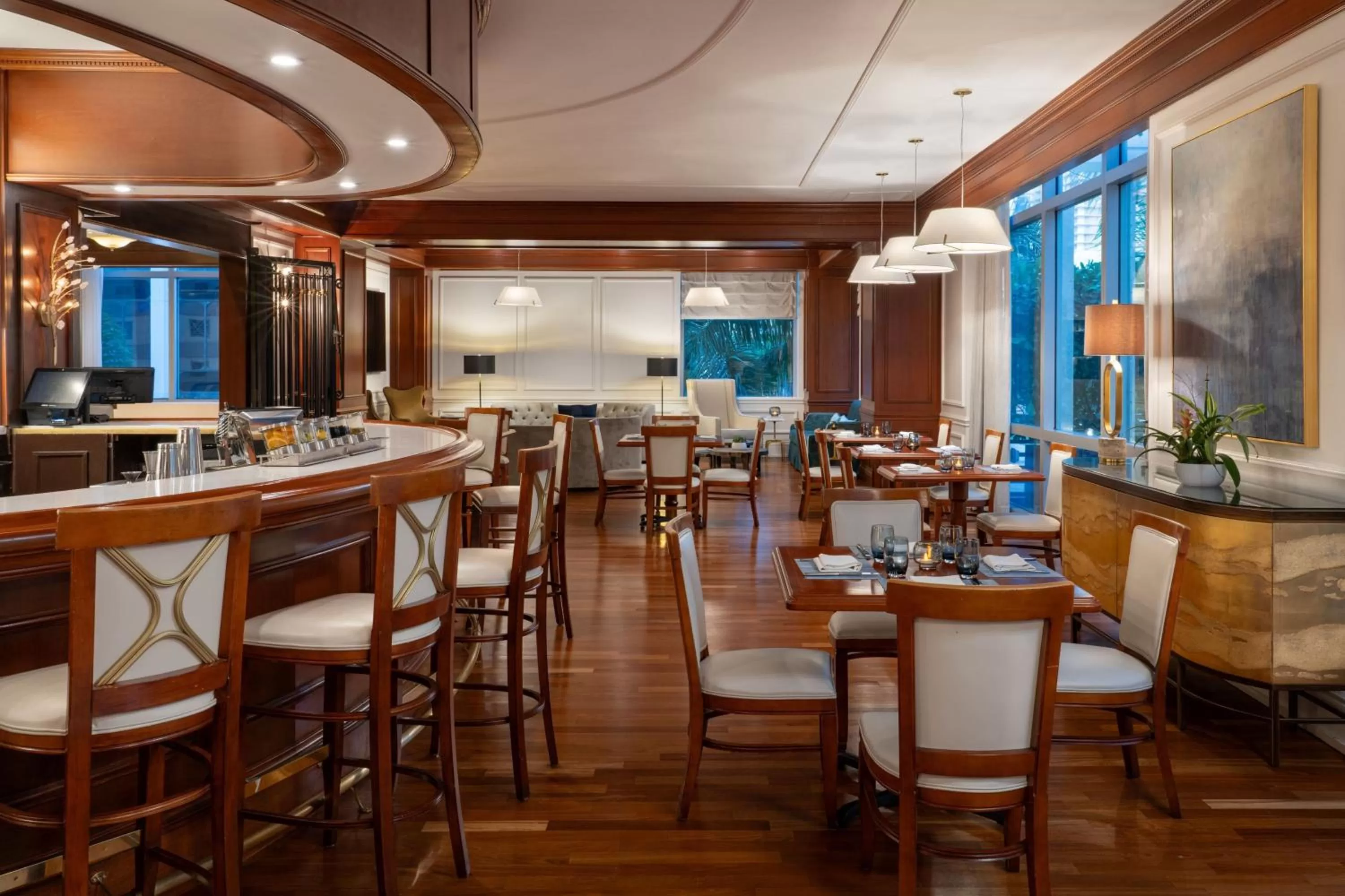 Lounge or bar in JW Marriott Miami