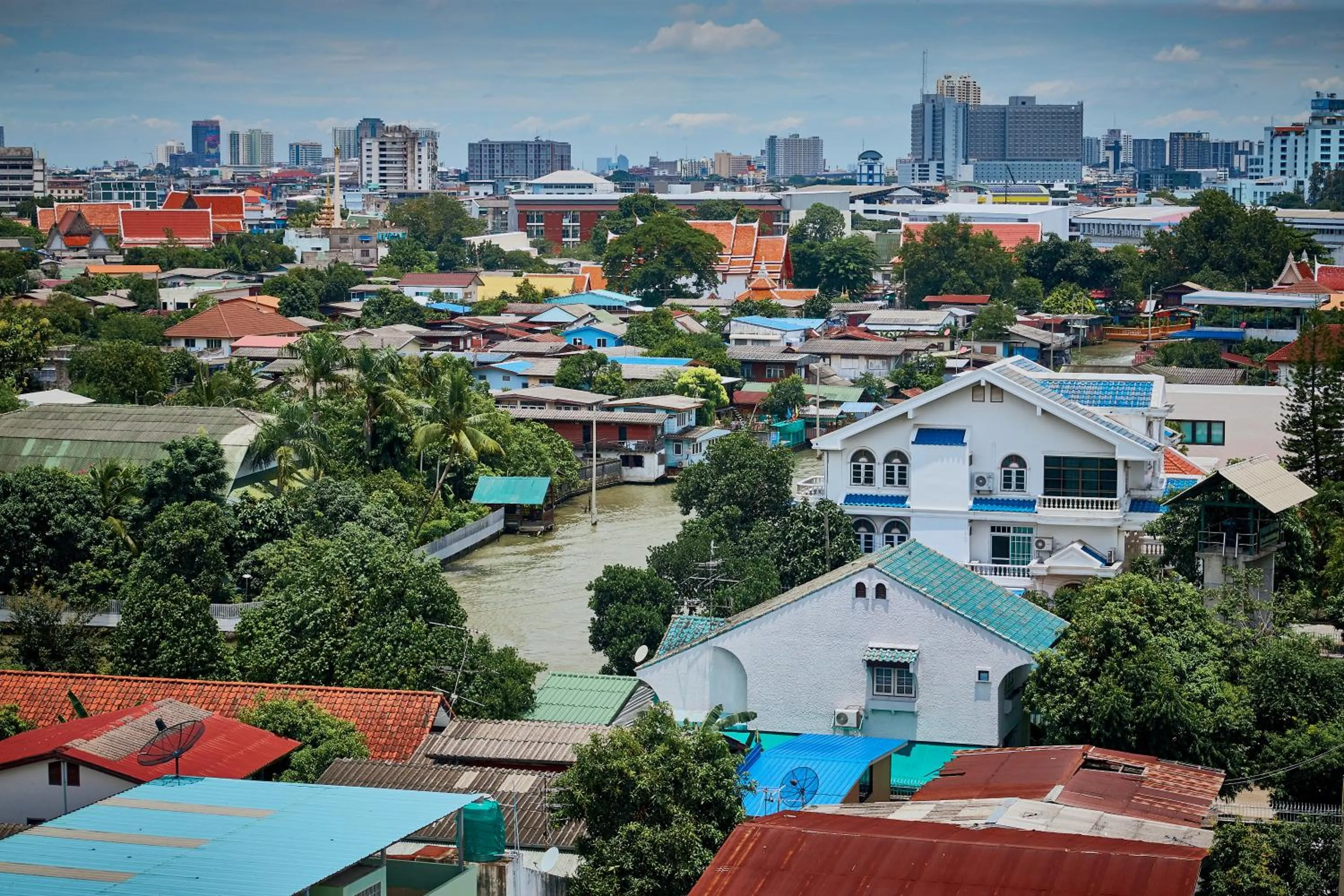 Street view in Sivalai Place
