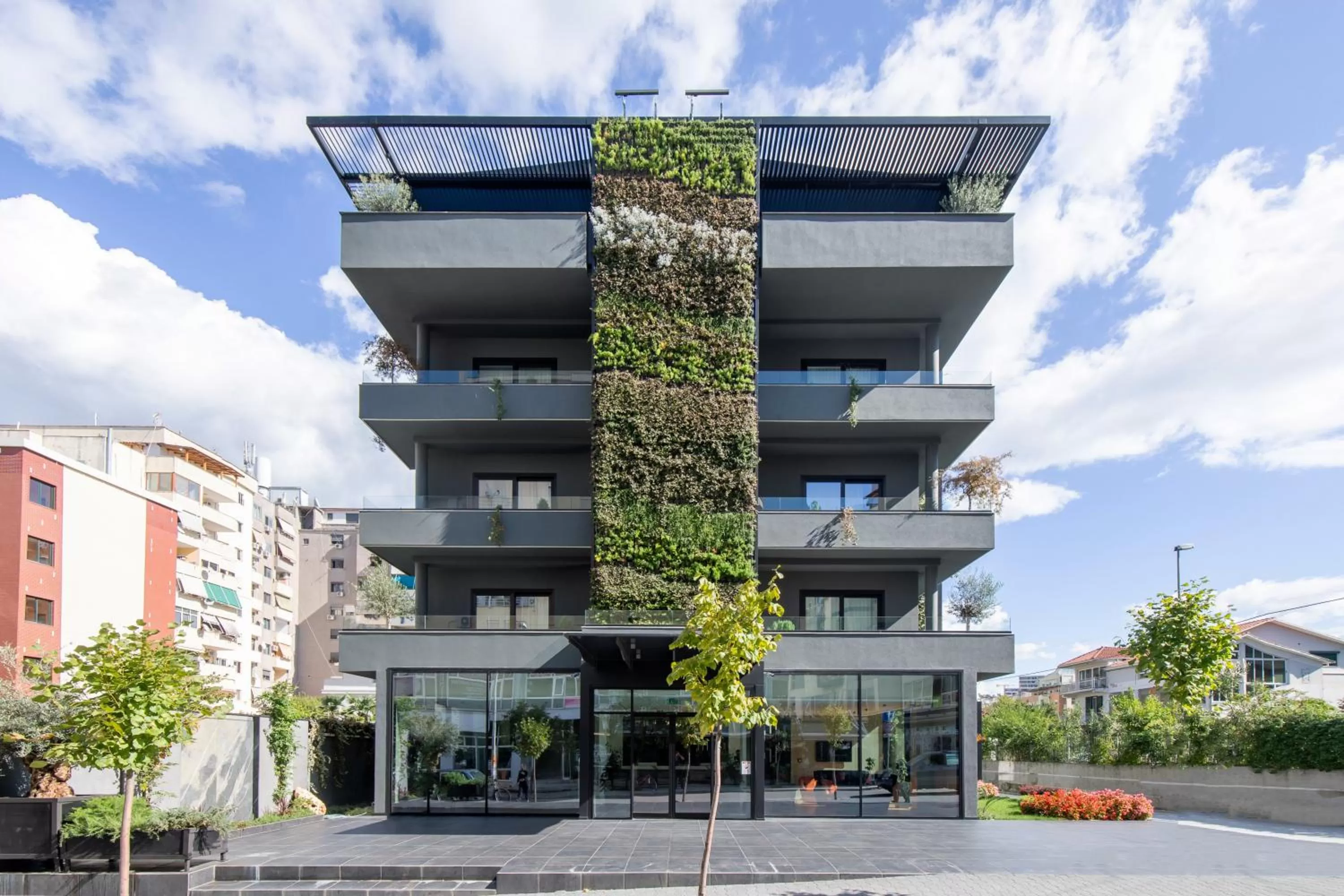 Property Building in Moncafe BoutiqueHotel Spa