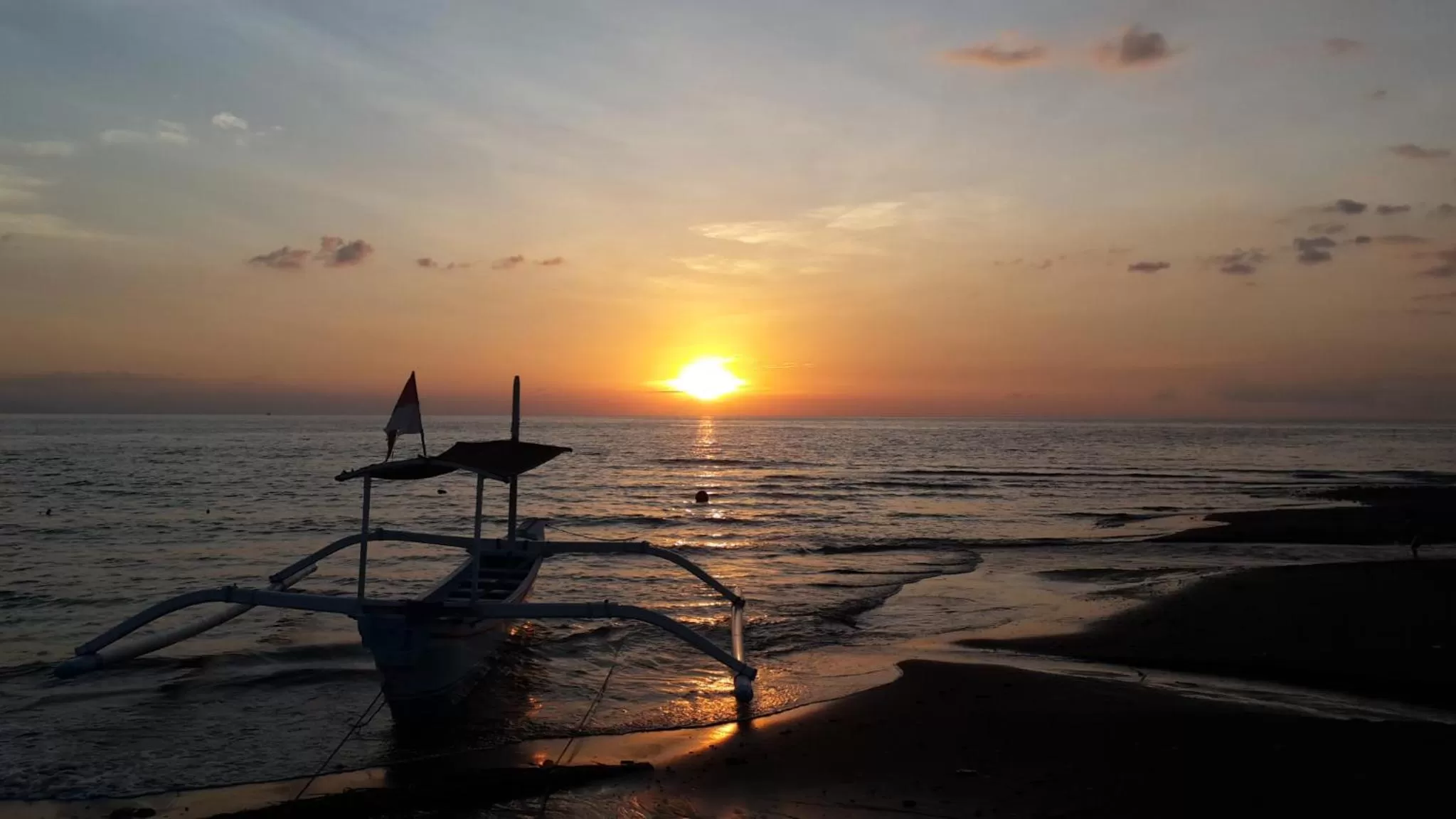 Sunset in Bali Taman Beach Resort & Spa Lovina