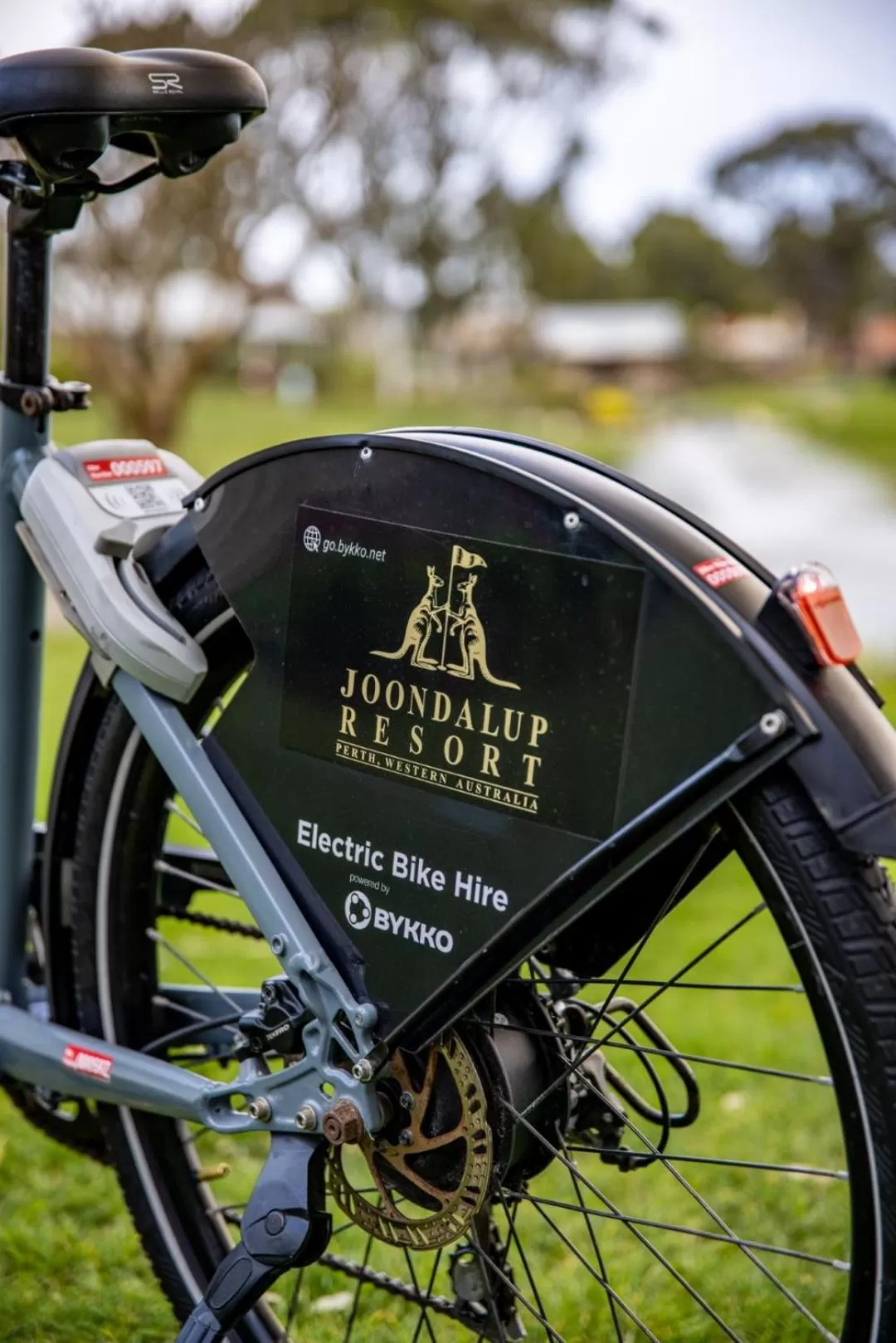 Cycling in Joondalup Resort