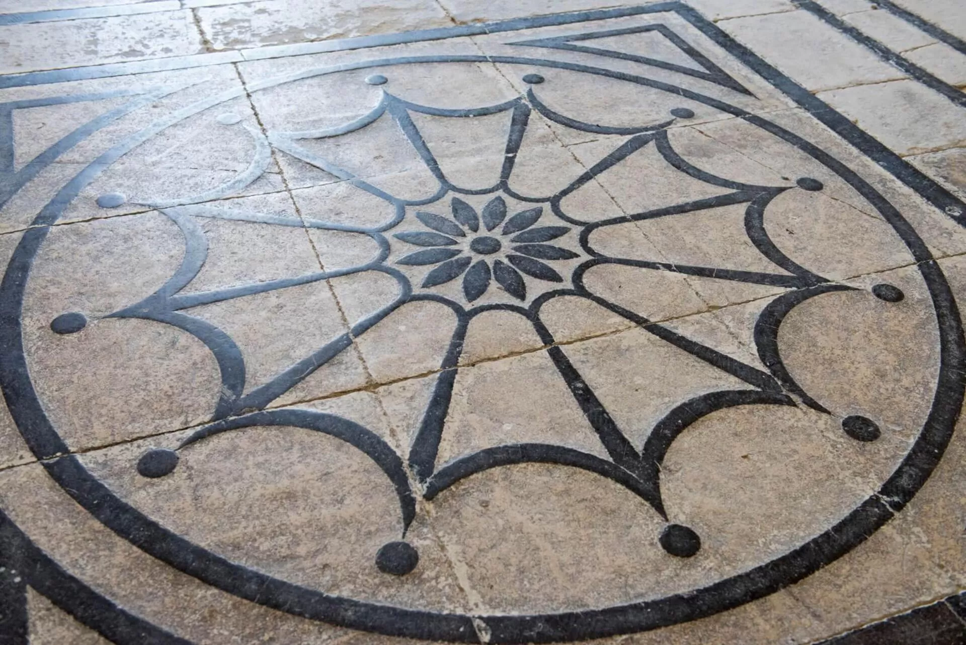 Communal lounge/ TV room in Villa Polara