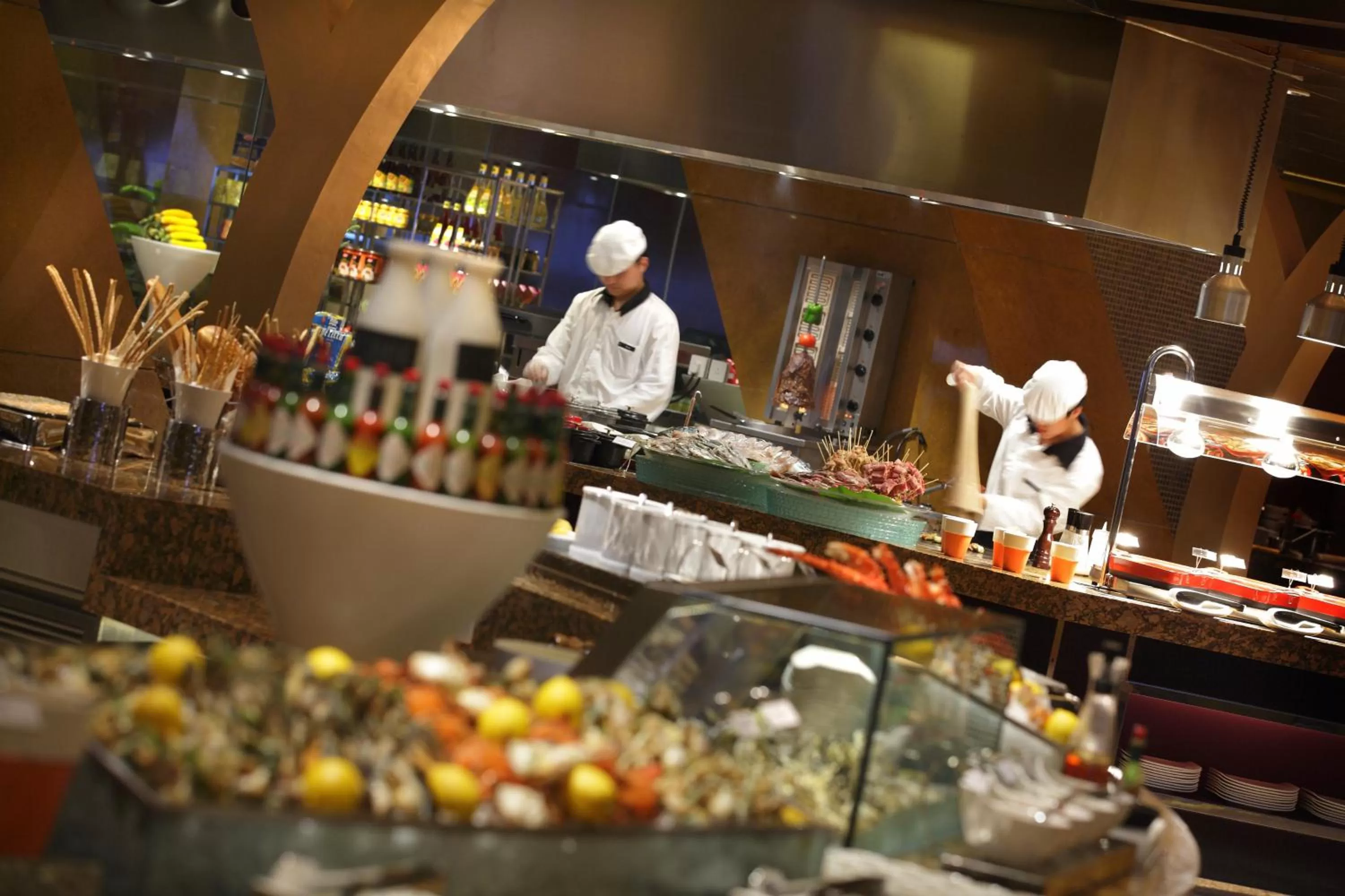 Restaurant/places to eat in InterContinental Hangzhou ICC by IHG