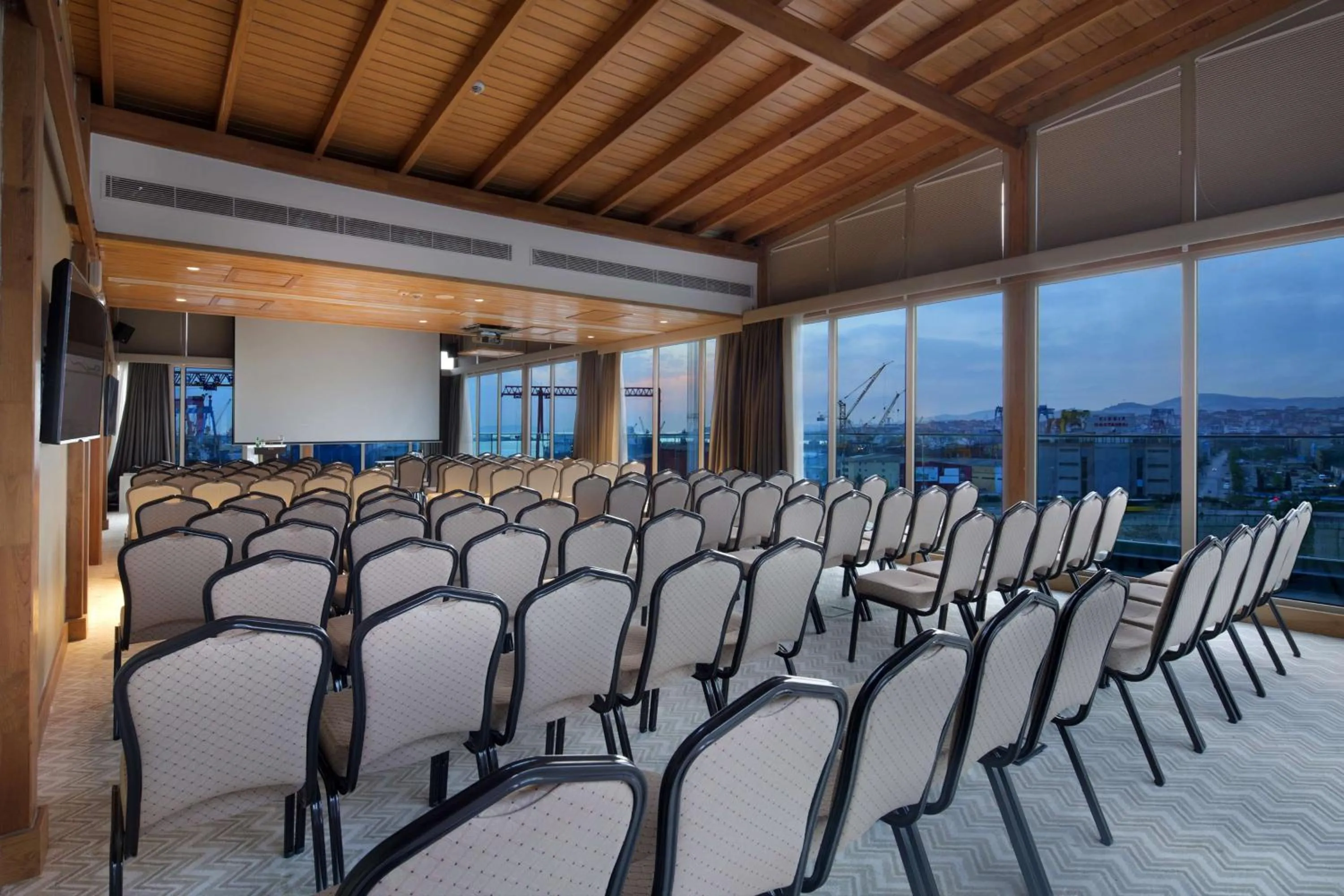 Balcony/Terrace in DoubleTree by Hilton Hotel Istanbul - Tuzla