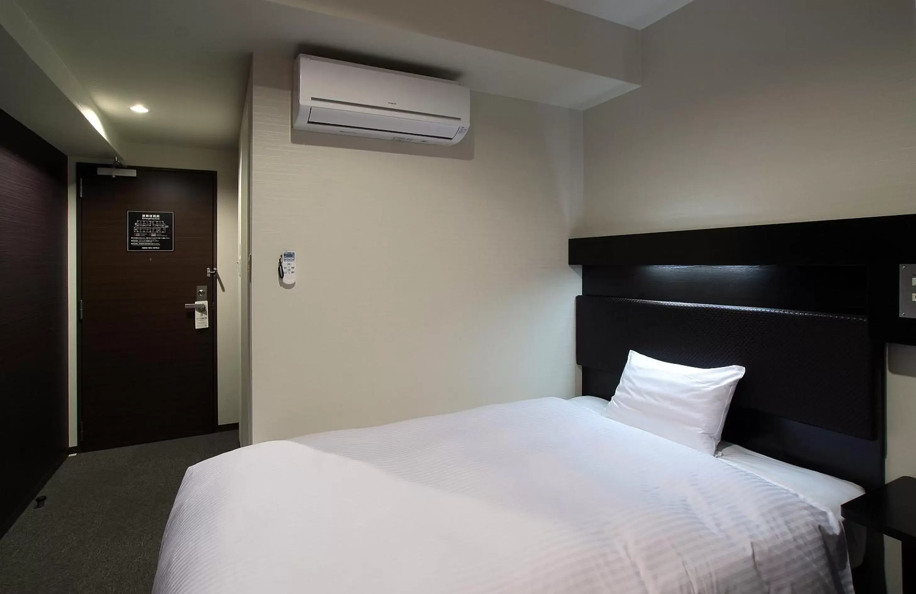 Standard Double Room - Smoking in Green Rich Hotel Yamaguchi Yuda Onsen Standard Double Room - Smoking in Green Rich Hotel Yamaguchi Yuda Onsen