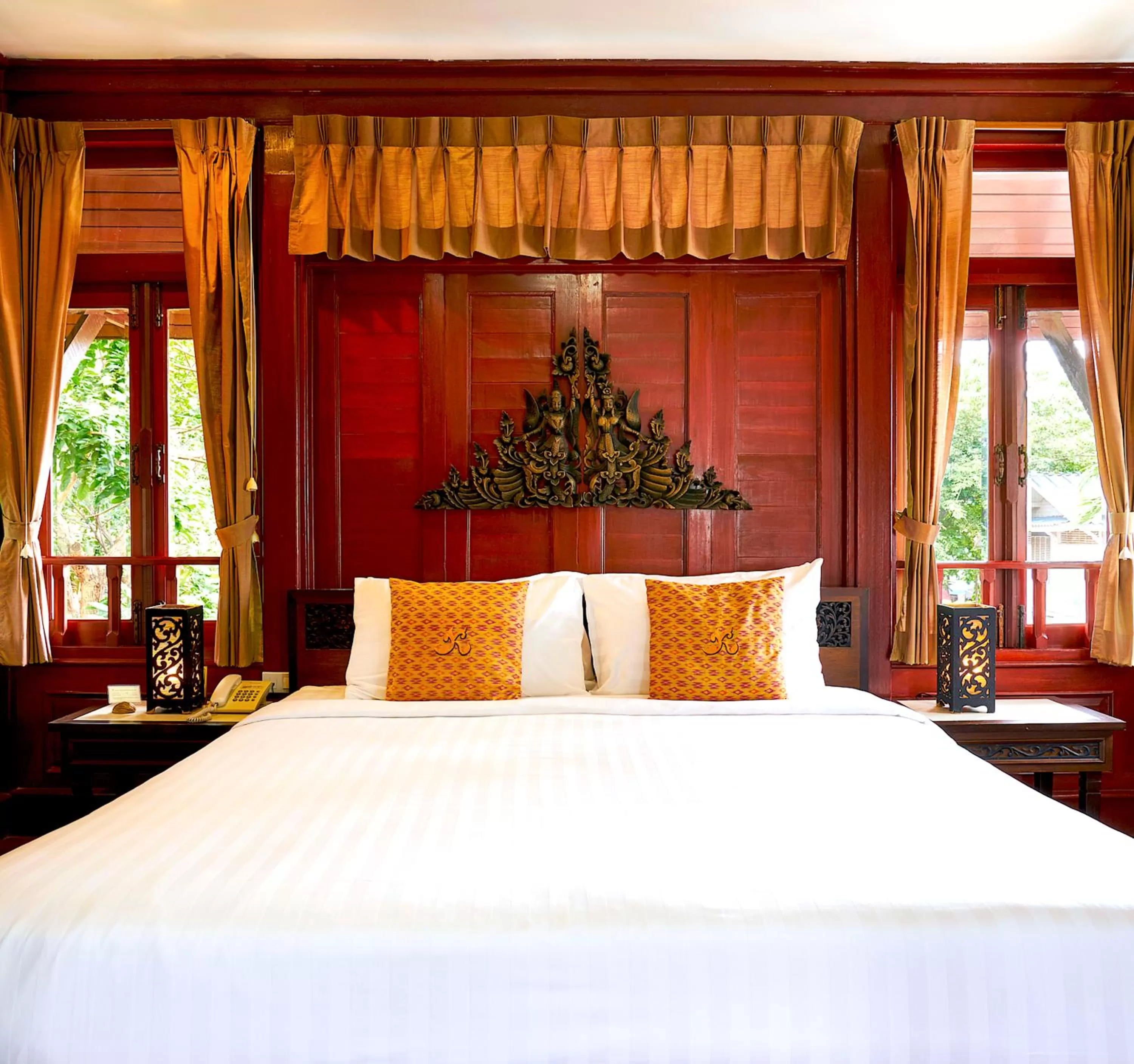 Bed in Ruenkanok Thaihouse Resort