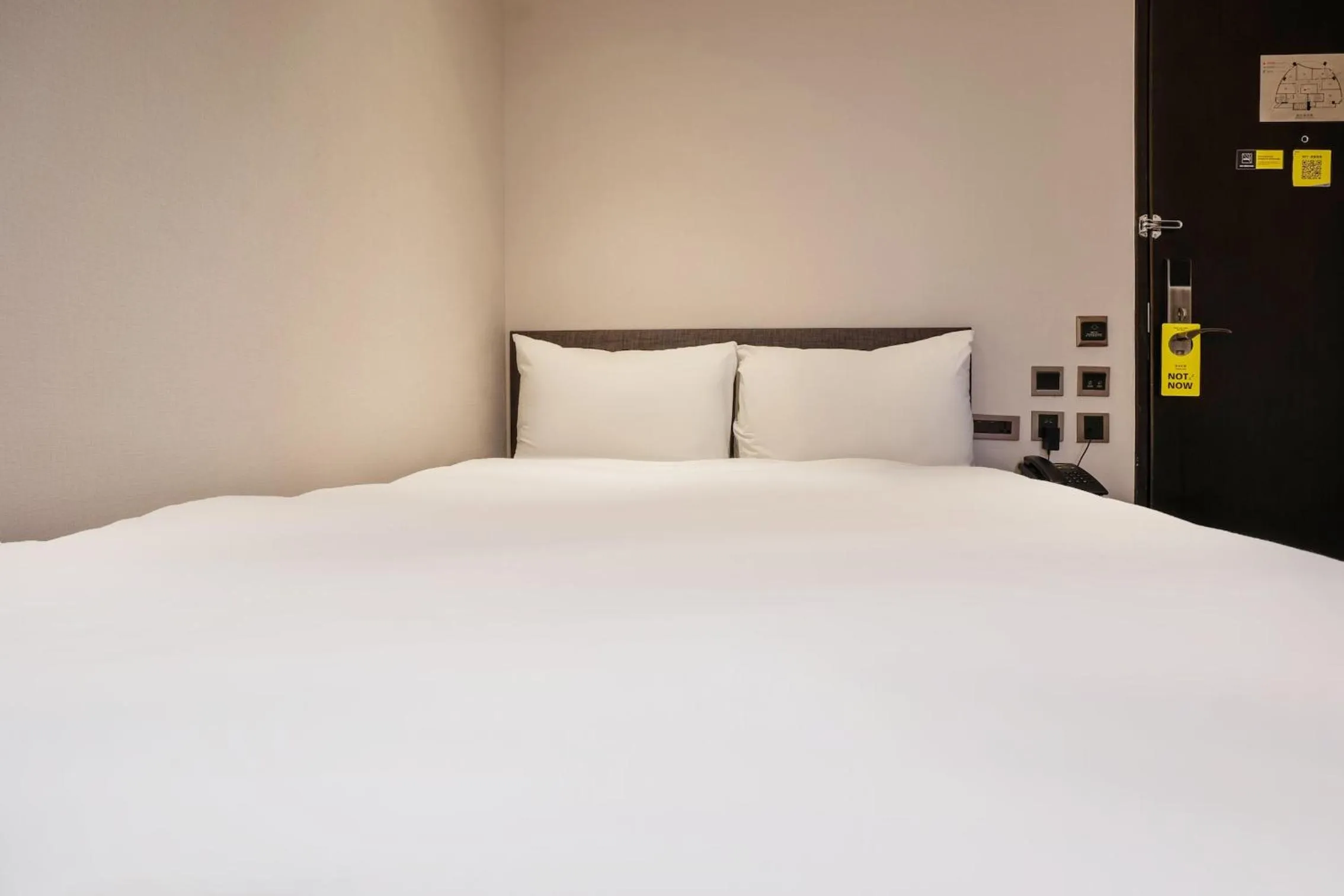 Bed in CHECK inn Taipei Xinyi