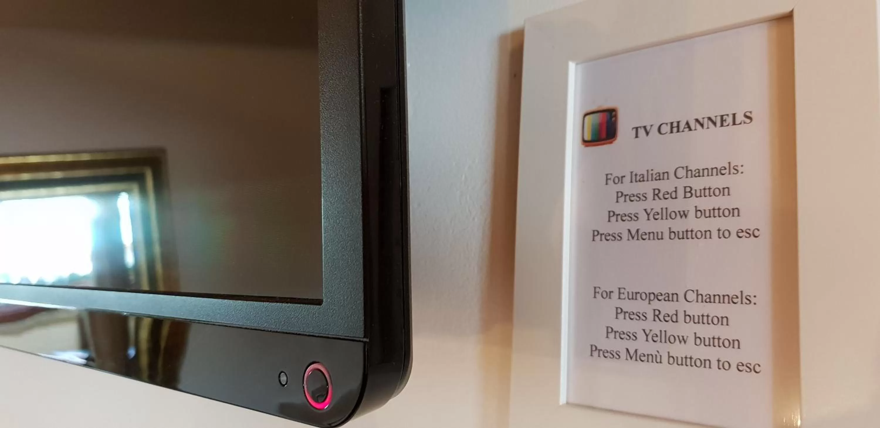 Text overlay in Casa Lady