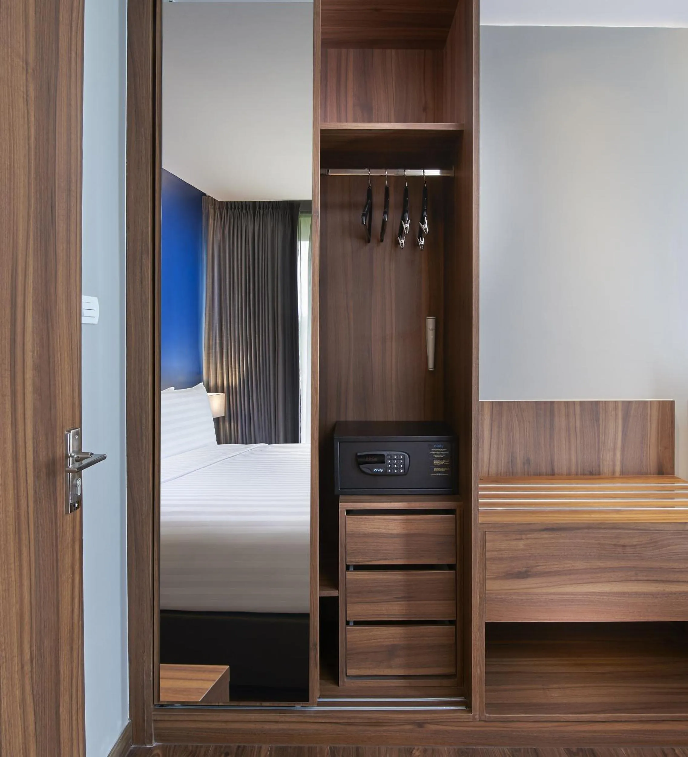 Area and facilities, Bed in Amp Am House Bangkok Hotel