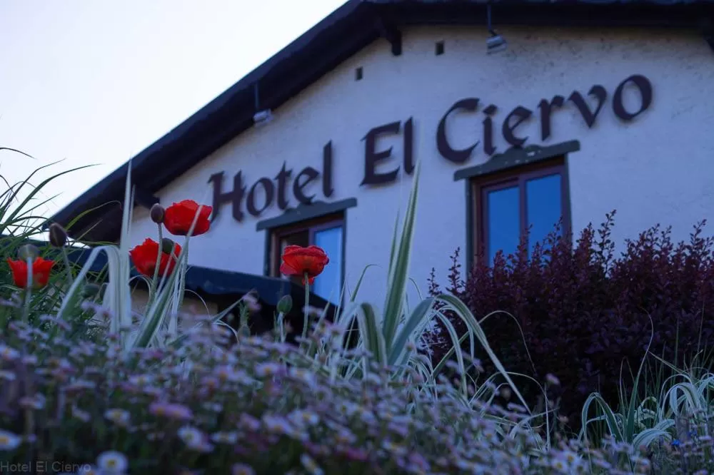 Property Building in Hotel El Ciervo